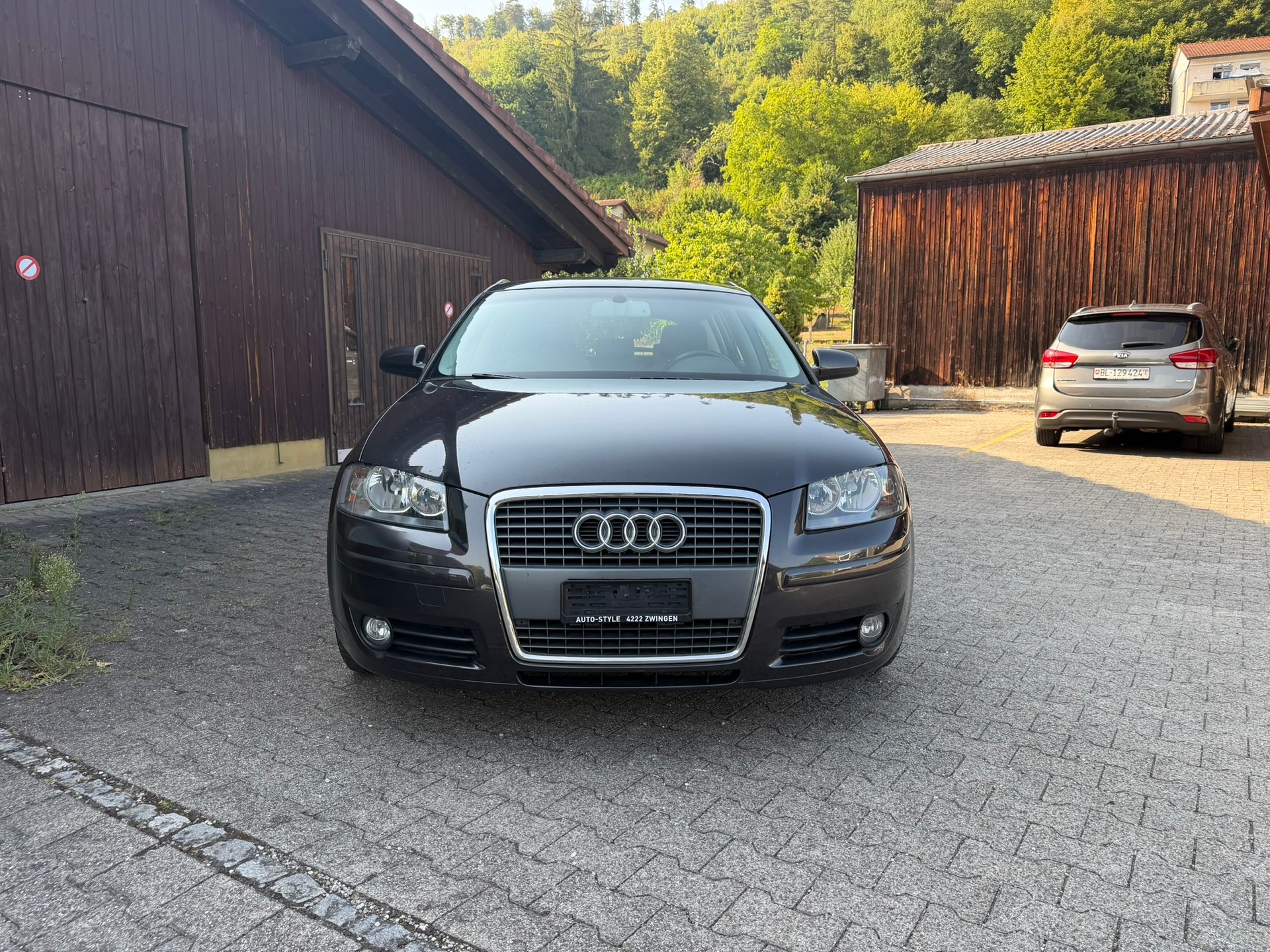 AUDI A3 Sportback 2.0 Turbo FSI Ambition S-tronic-image-1
