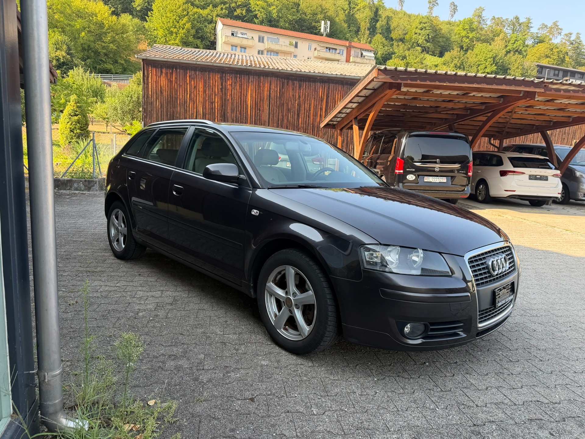 AUDI A3 Sportback 2.0 Turbo FSI Ambition S-tronic-image-2