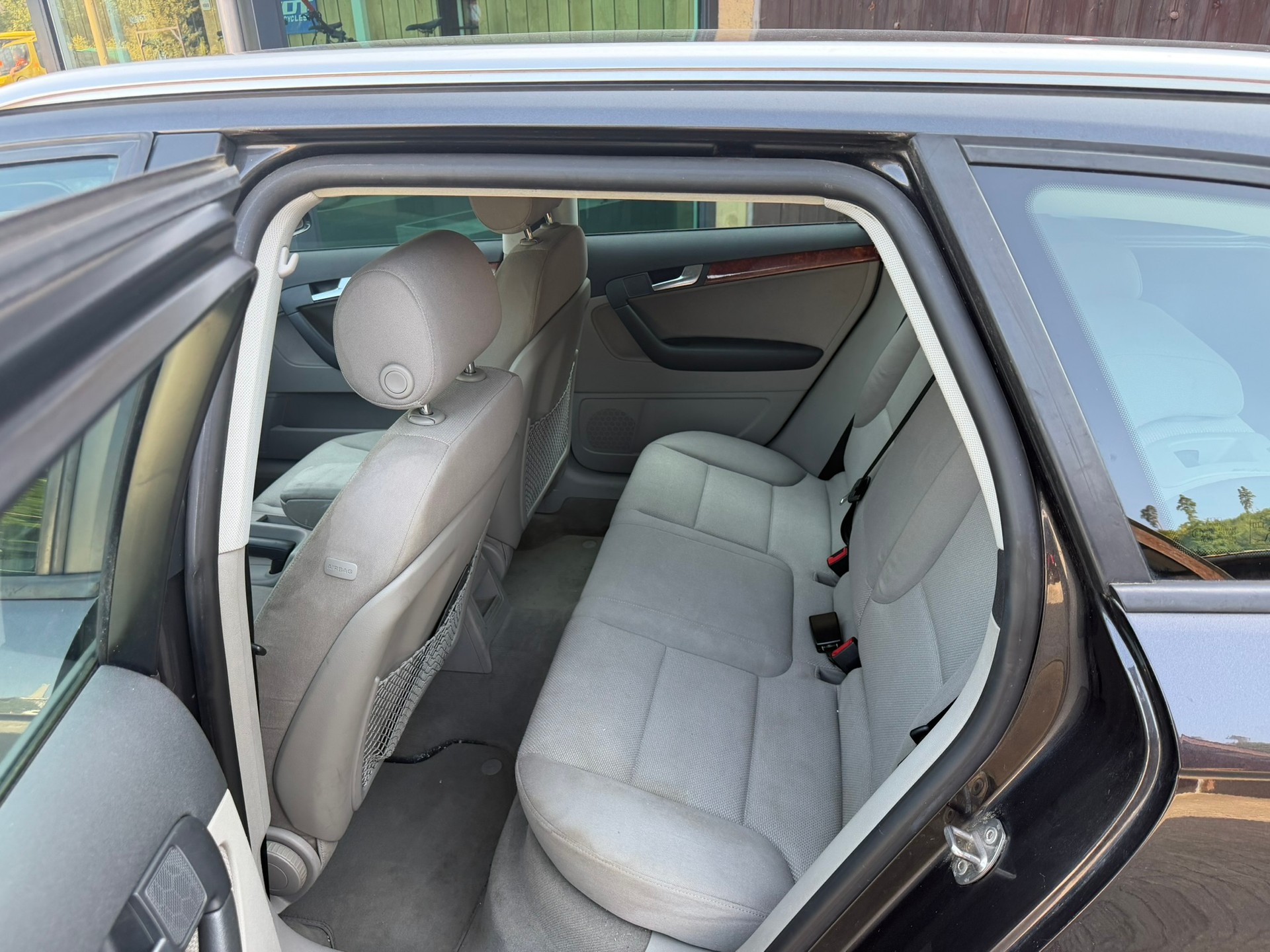 AUDI A3 Sportback 2.0 Turbo FSI Ambition S-tronic-image-9