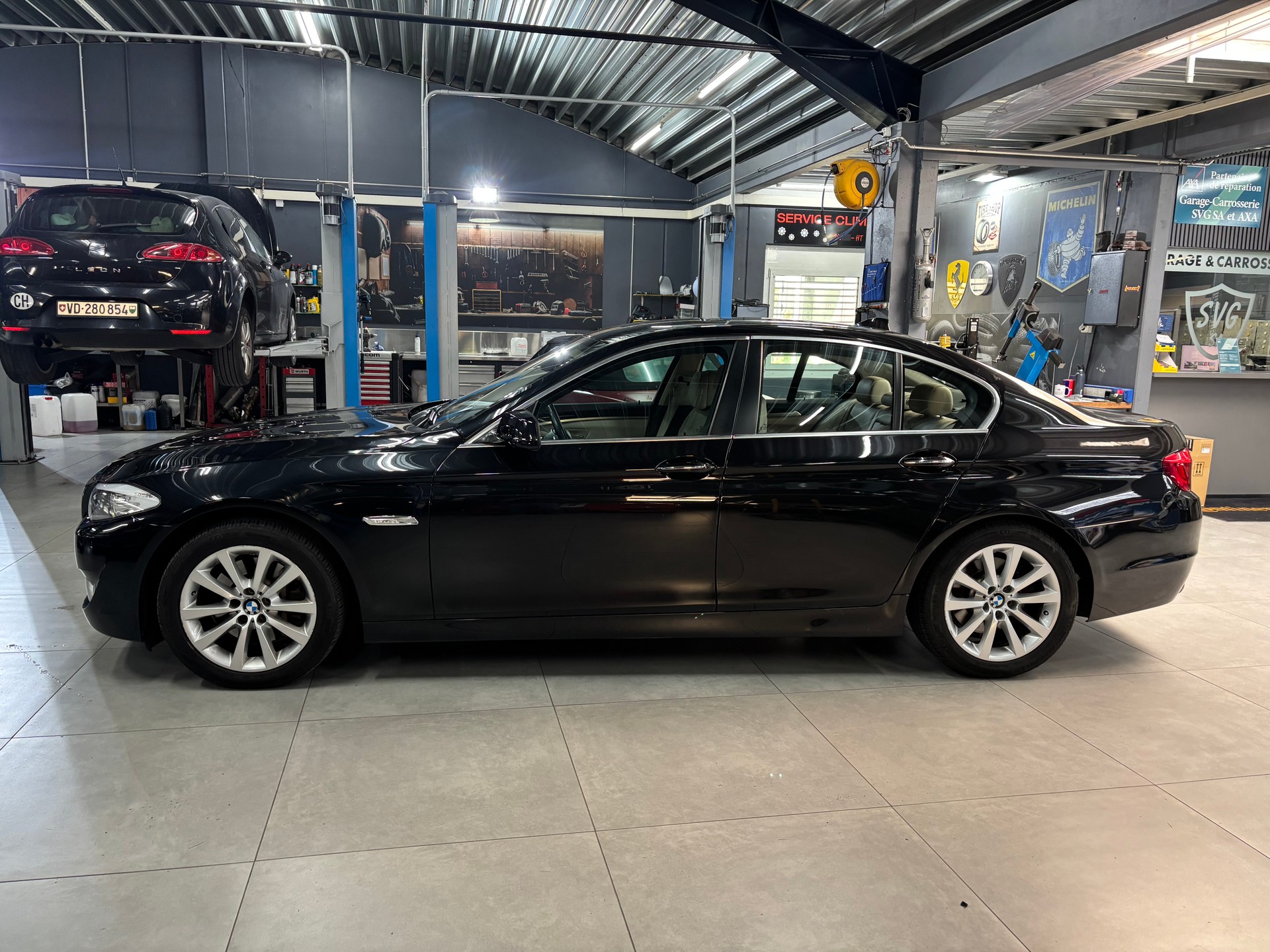 BMW 525d xDrive Steptronic-image-6