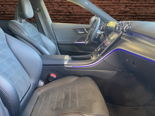 MERCEDES-BENZ C 220 d T 4M AMG Line-image-11