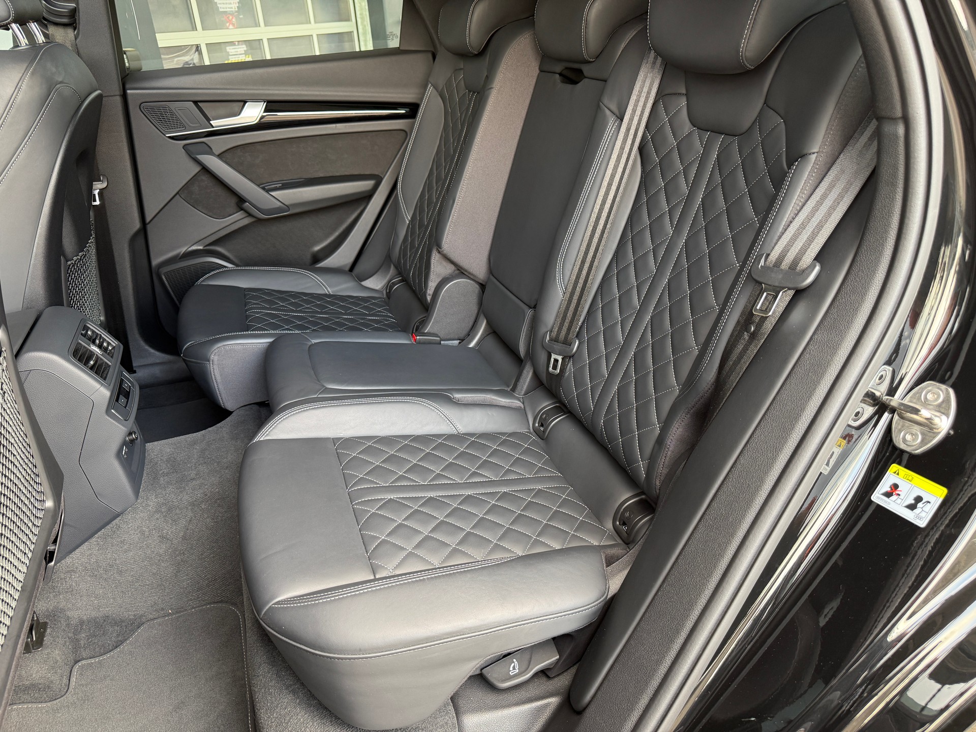 AUDI Q5 40 TDI S-line 4x4 CH mit mega Ausstattung quattro Automat S-tronic-image-11