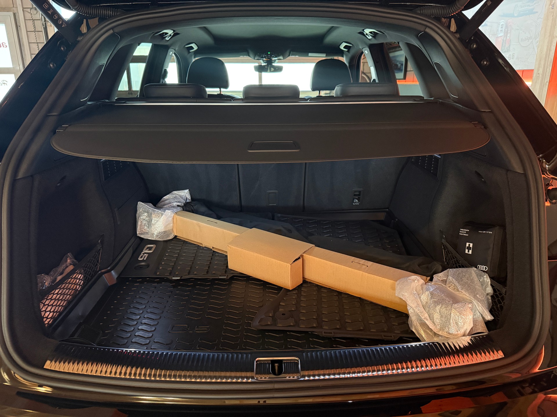 AUDI Q5 40 TDI S-line 4x4 CH mit mega Ausstattung quattro Automat S-tronic-image-12