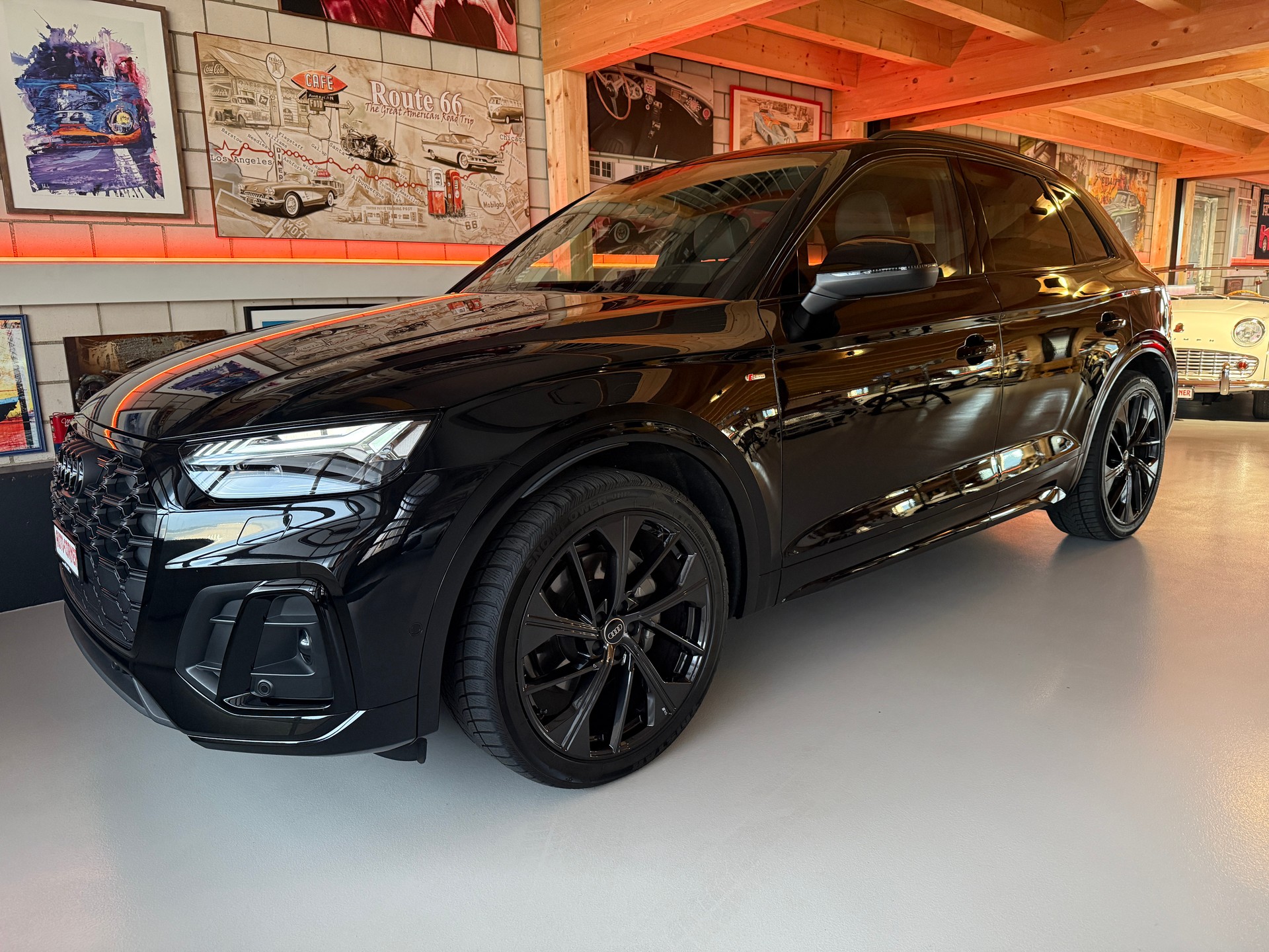 AUDI Q5 40 TDI S-line 4x4 CH mit mega Ausstattung quattro Automat S-tronic