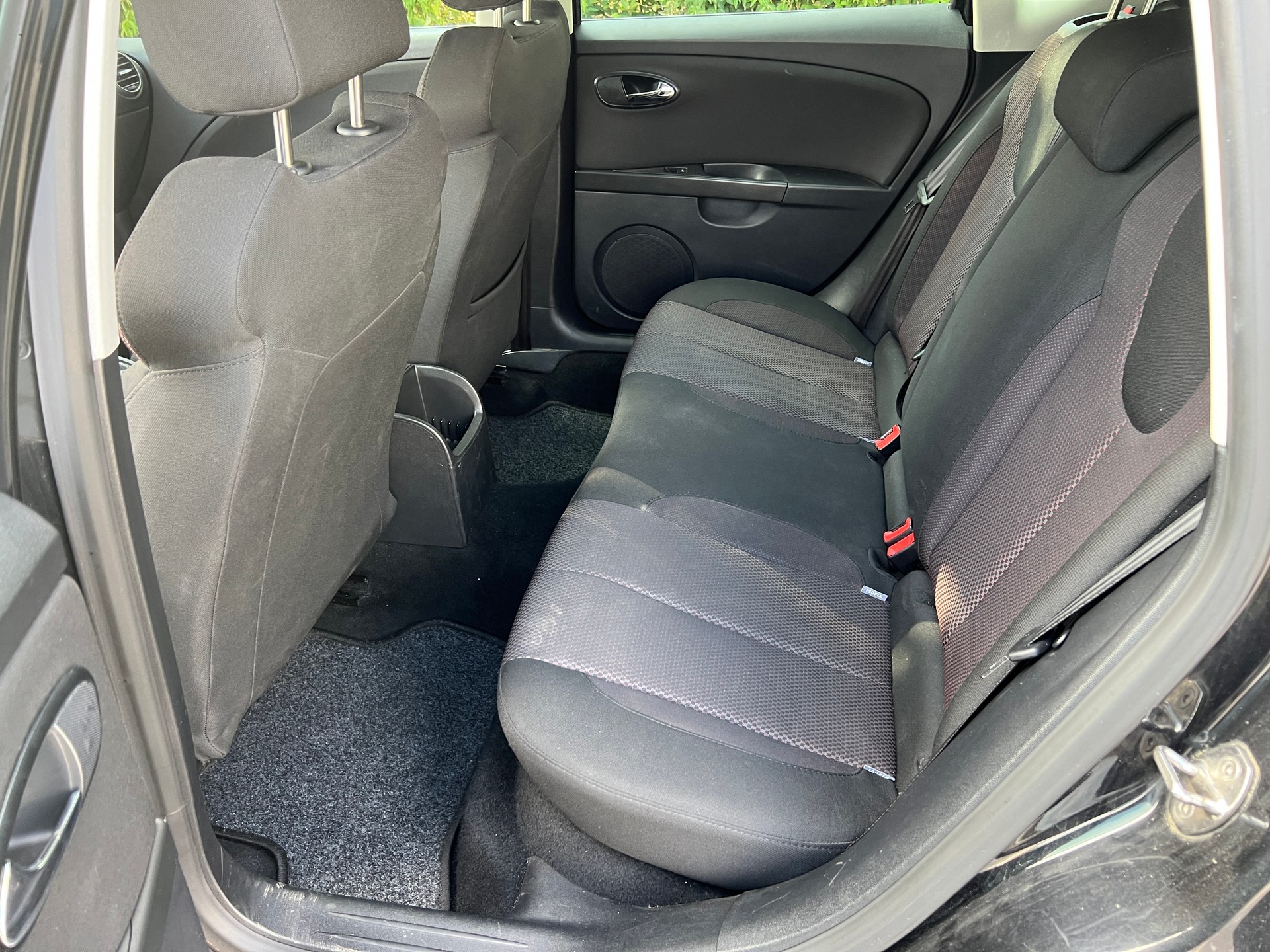 SEAT Leon 1.6 Reference-image-8