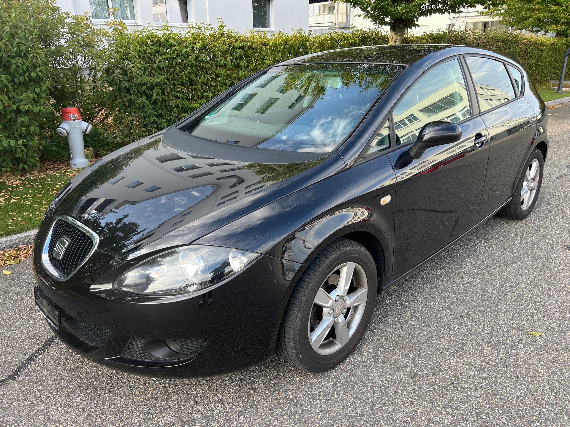 SEAT Leon 1.6 Reference-image-0