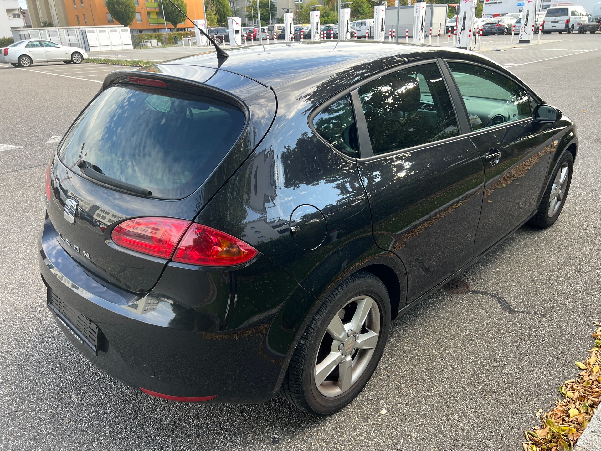 SEAT Leon 1.6 Reference-image-5