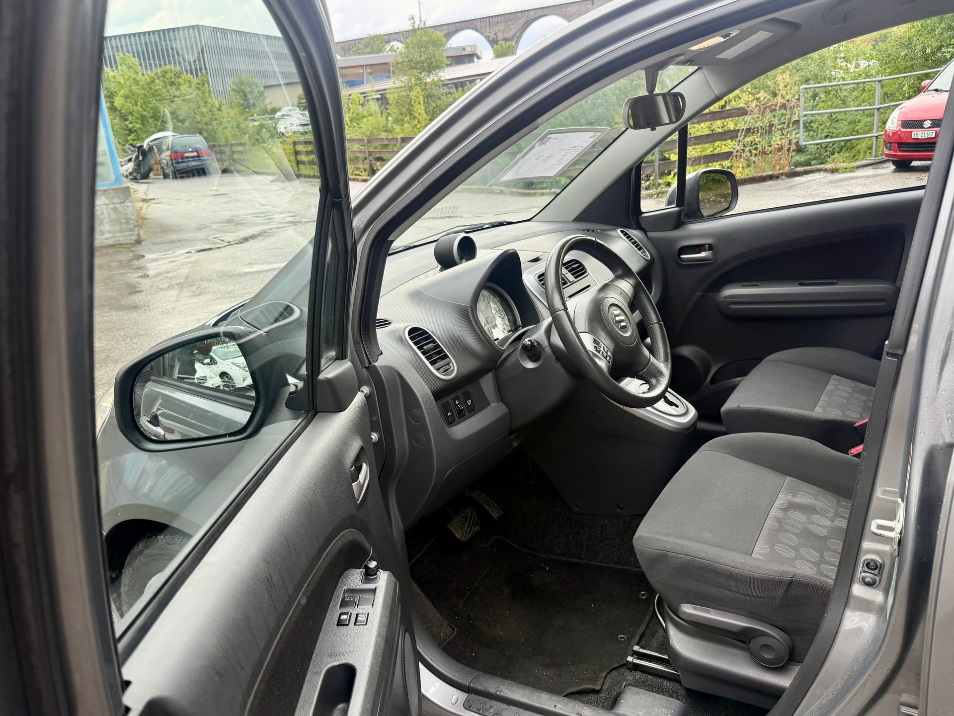SUZUKI Splash 1.2i 16V GL Automatic-image-7