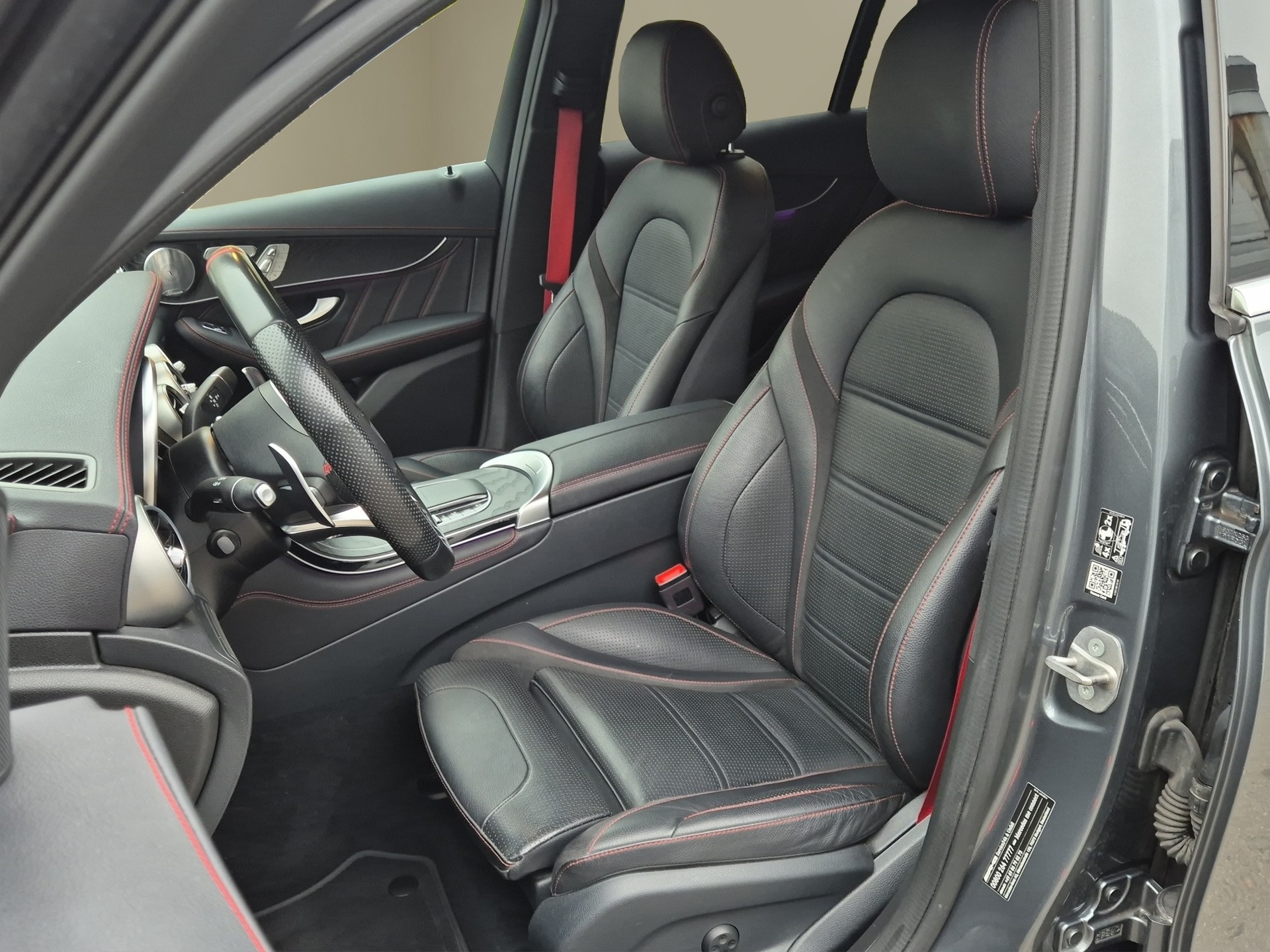 MERCEDES-BENZ GLC 43 AMG 4Matic 9G-Tronic-image-8