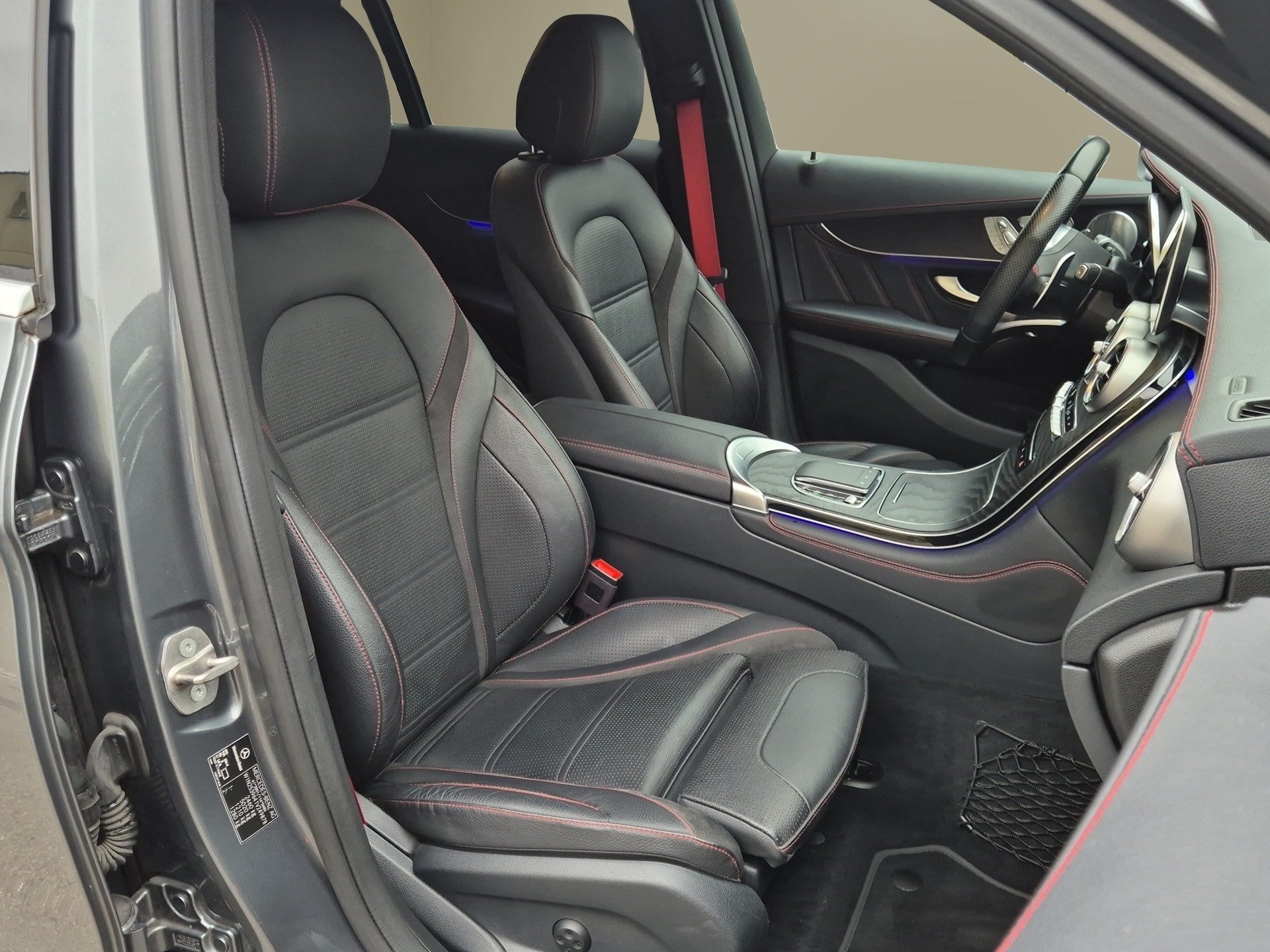 MERCEDES-BENZ GLC 43 AMG 4Matic 9G-Tronic-image-15
