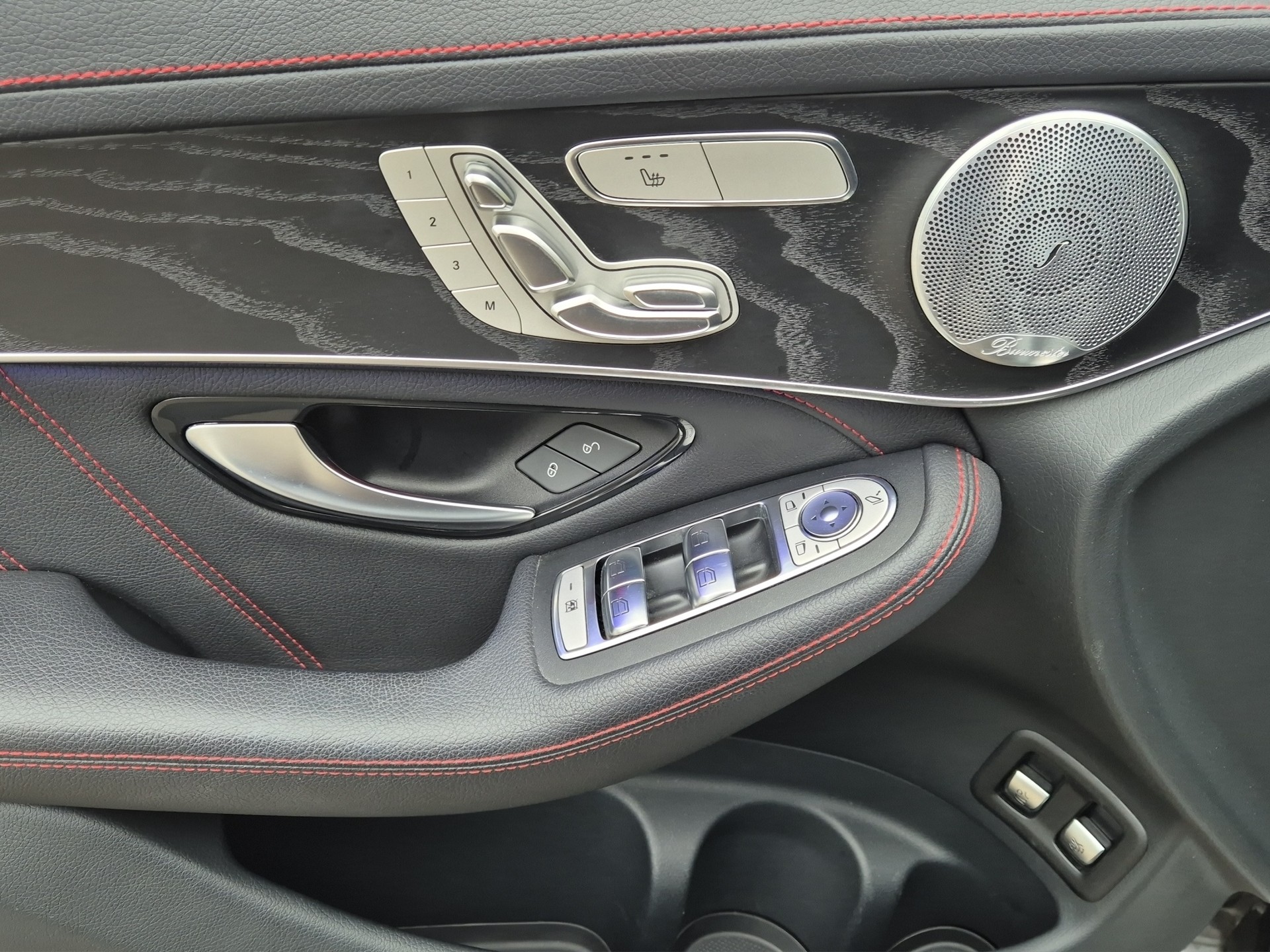 MERCEDES-BENZ GLC 43 AMG 4Matic 9G-Tronic-image-12