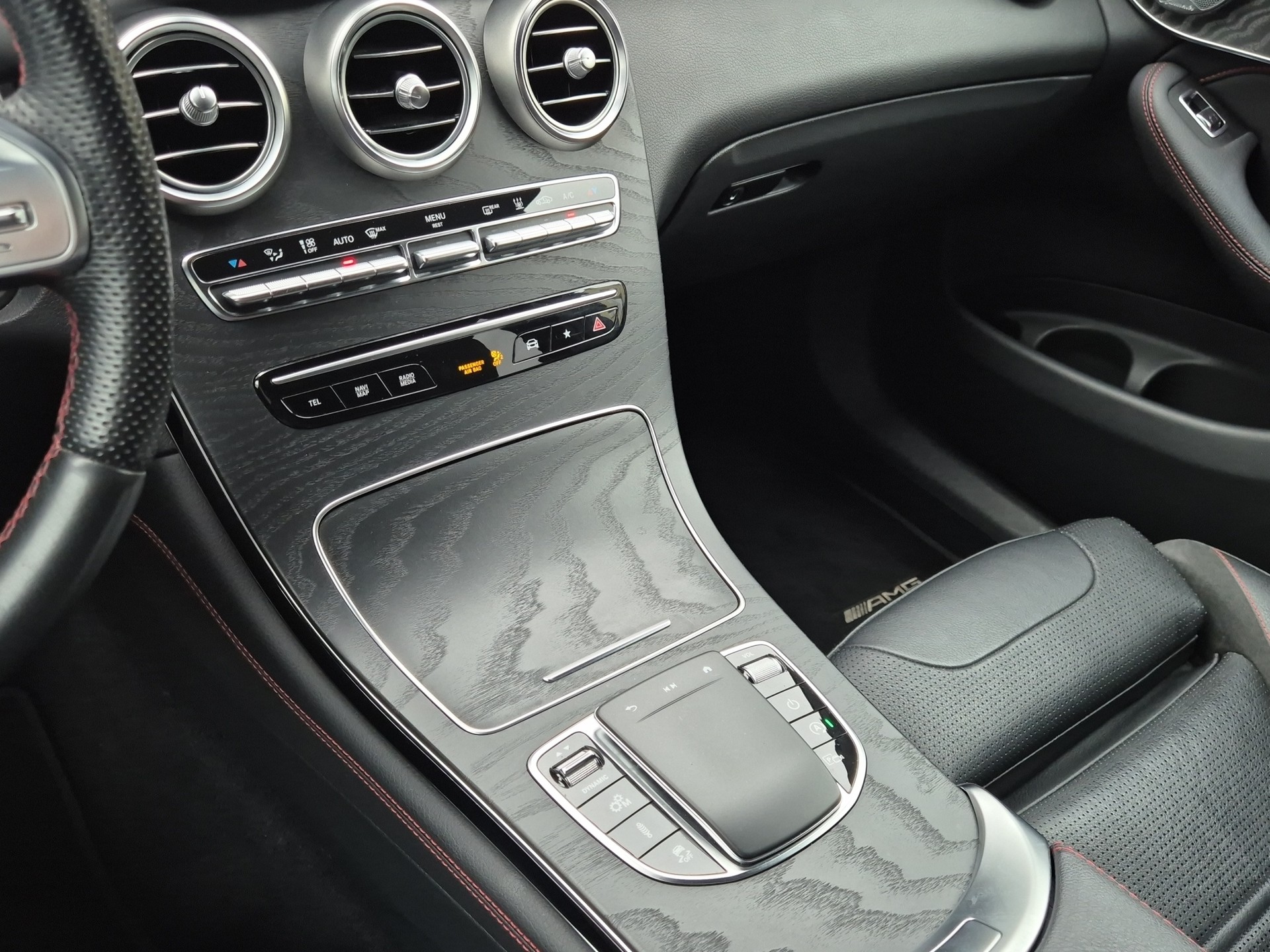 MERCEDES-BENZ GLC 43 AMG 4Matic 9G-Tronic-image-16