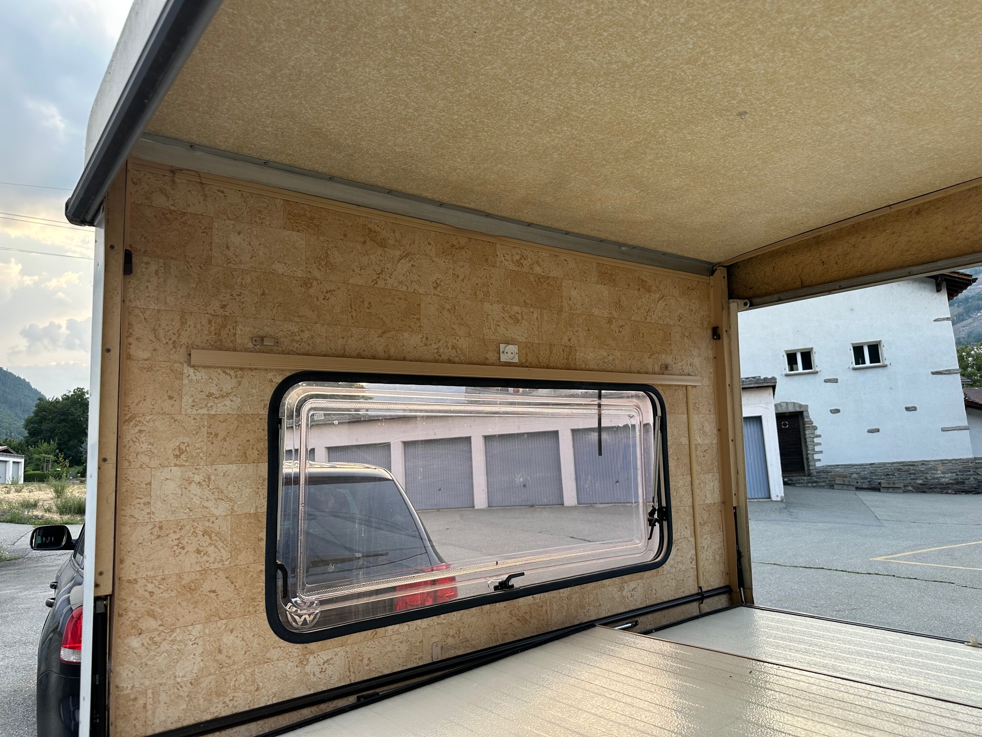 BÜRSTNER 6002-image-27