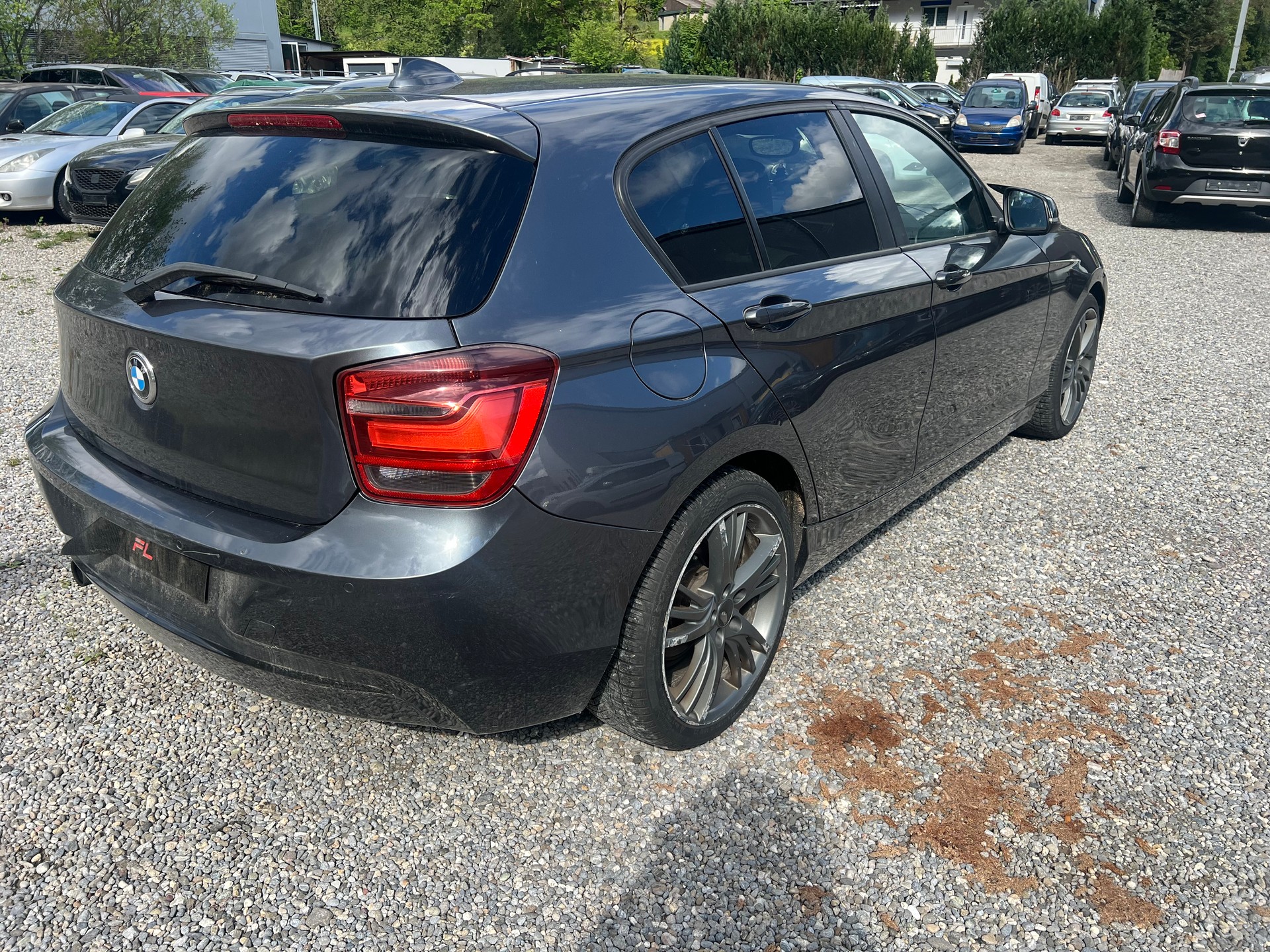 BMW 118i Urban Line Steptronic-image-3
