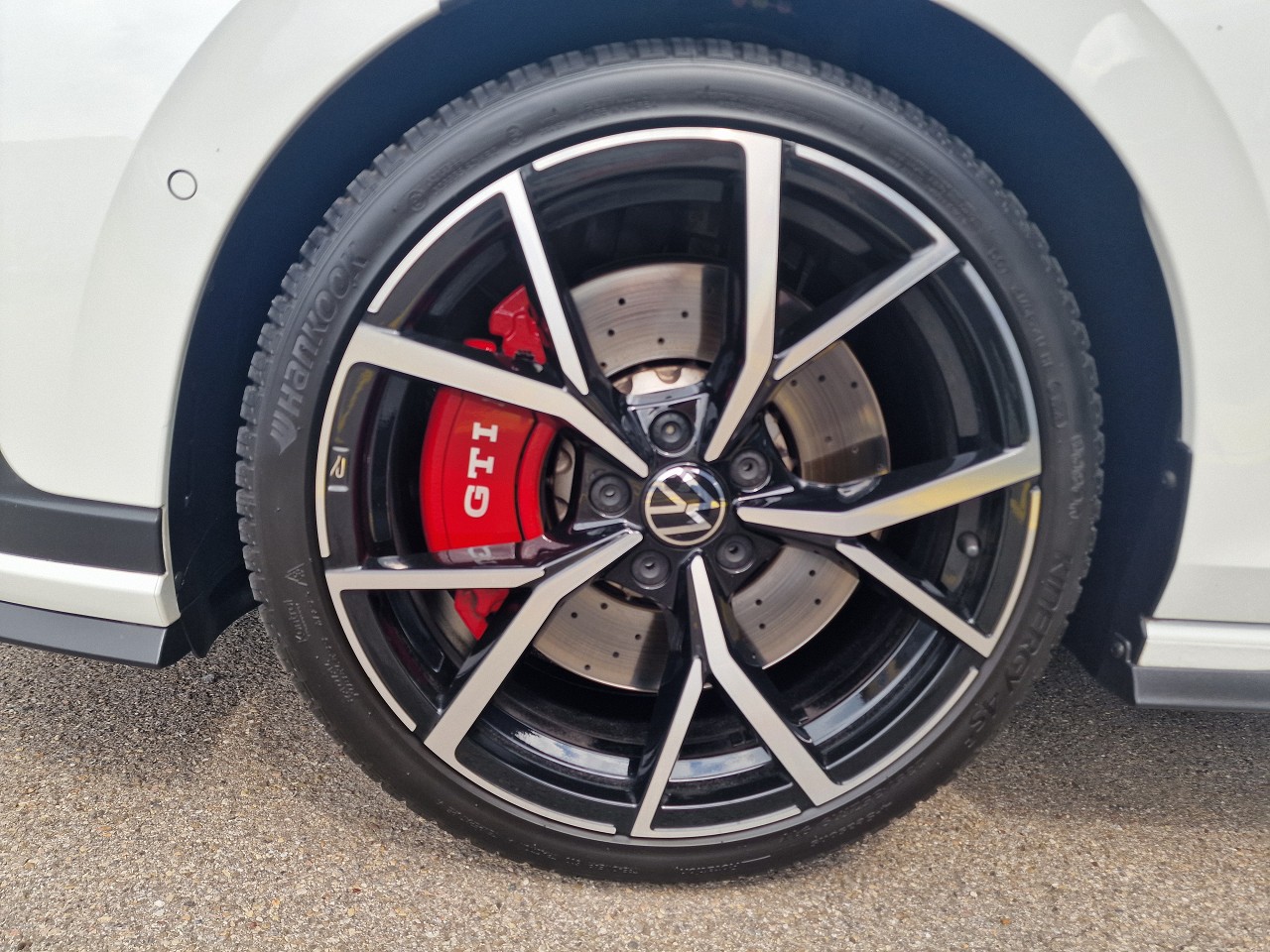 VW Golf 2.0 TSI GTI Clubsport DSG-image-30