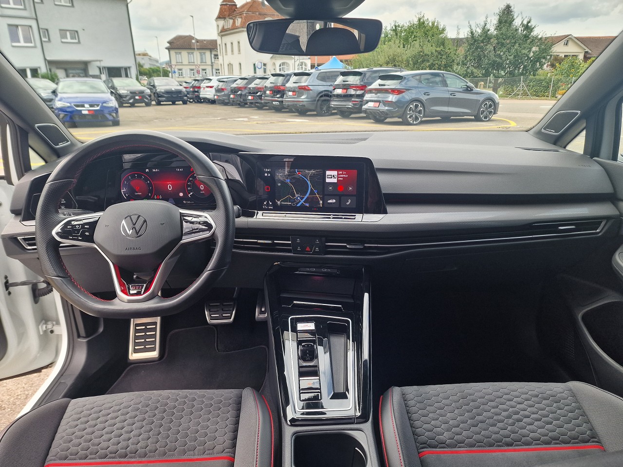 VW Golf 2.0 TSI GTI Clubsport DSG-image-12