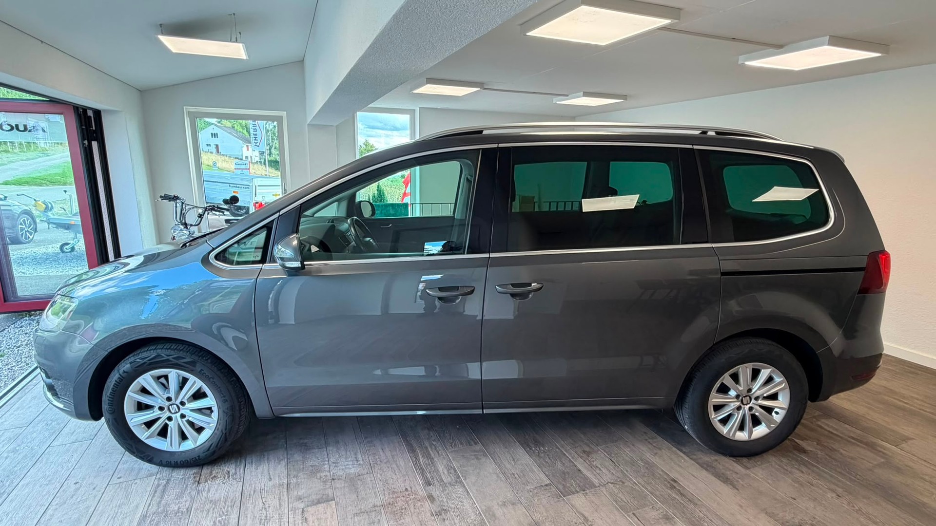 SEAT Alhambra 2.0 TDI Style DSG – Familienvan mit Top-Ausstattung-image-9