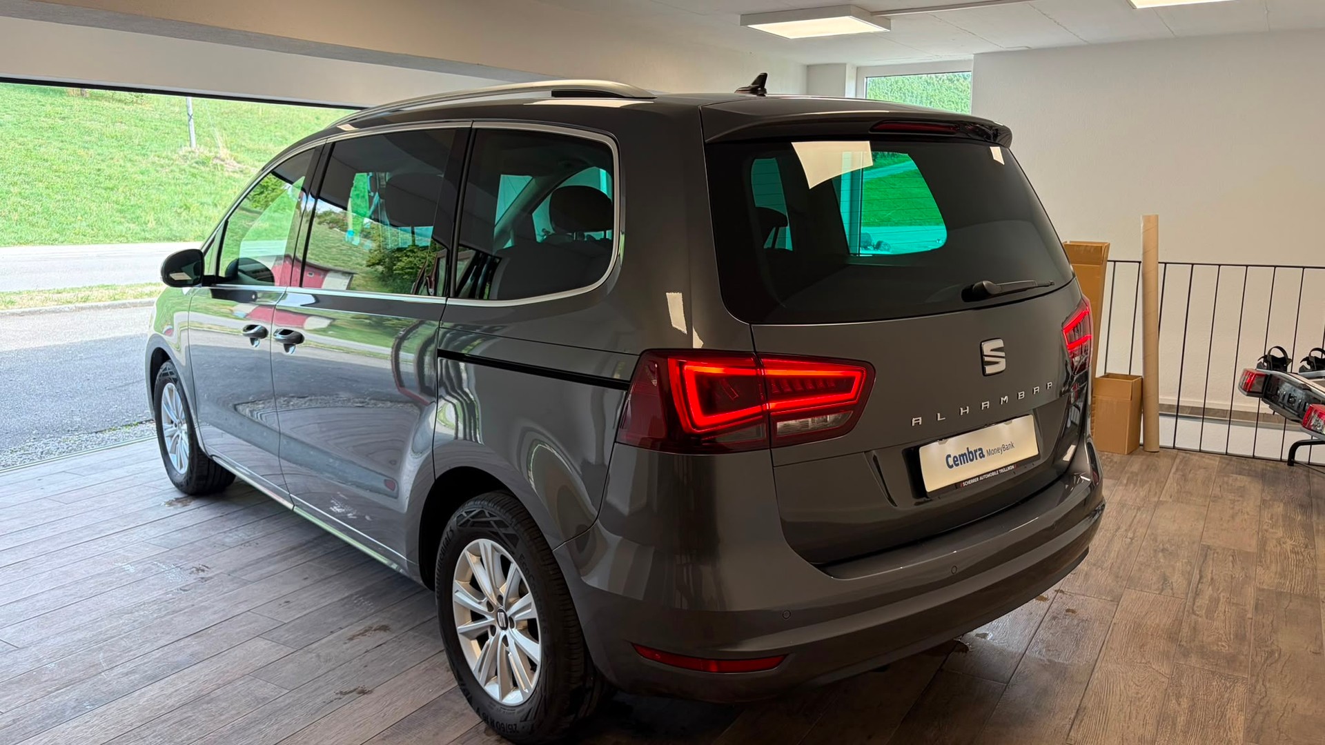 SEAT Alhambra 2.0 TDI Style DSG – Familienvan mit Top-Ausstattung-image-2