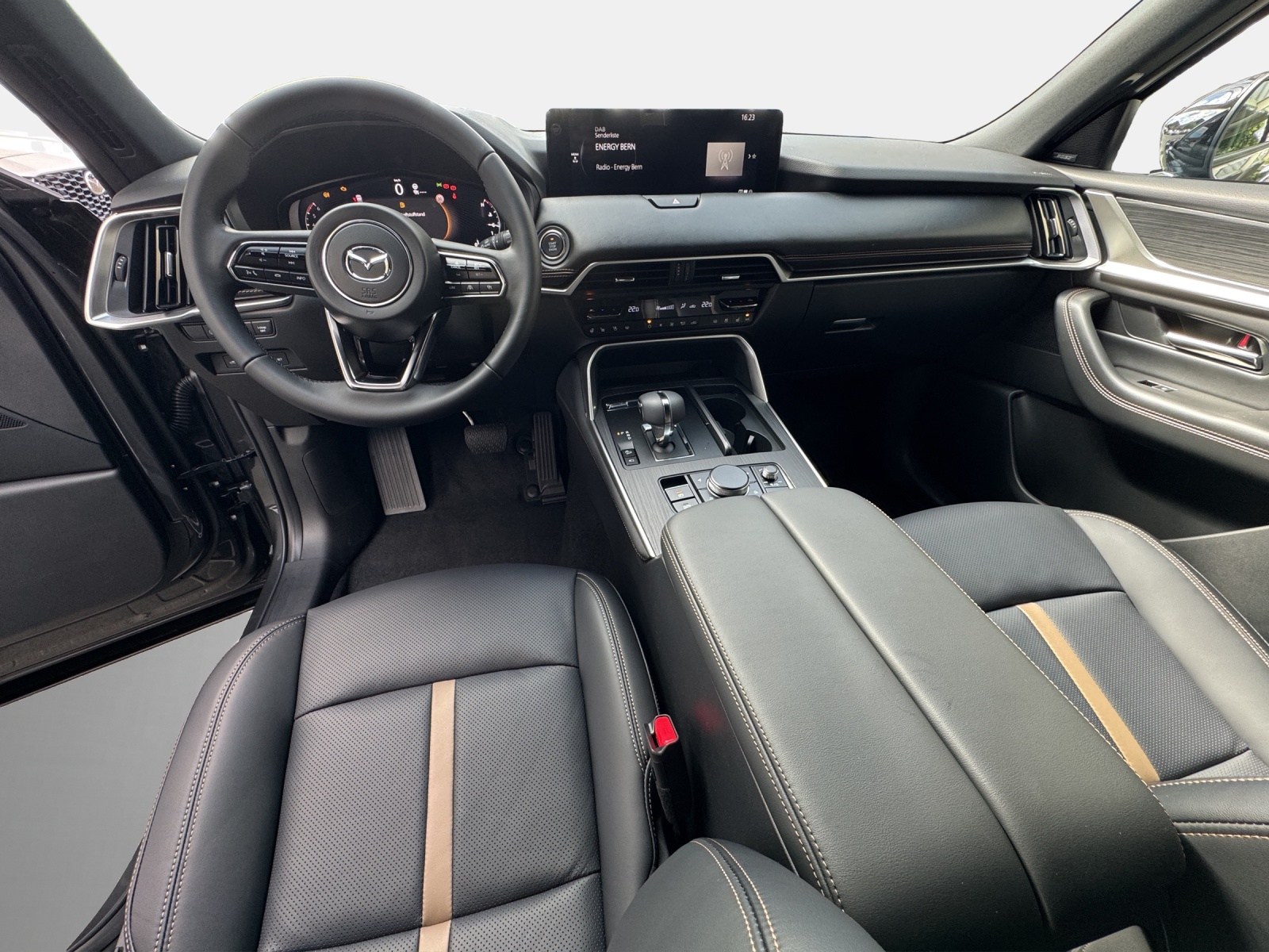 MAZDA CX-60 3.3D/254 Homura Plus 4x4-image-14