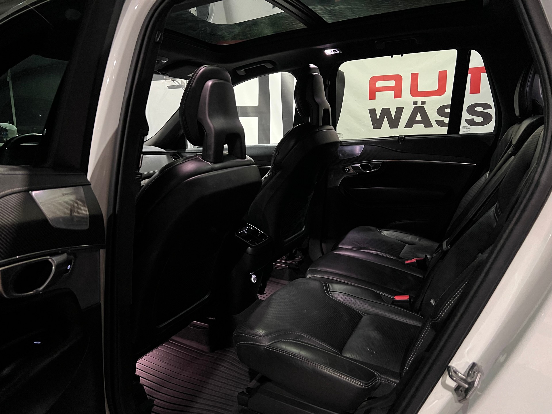 VOLVO XC90 T6 AWD R-Design Geartronic-image-15