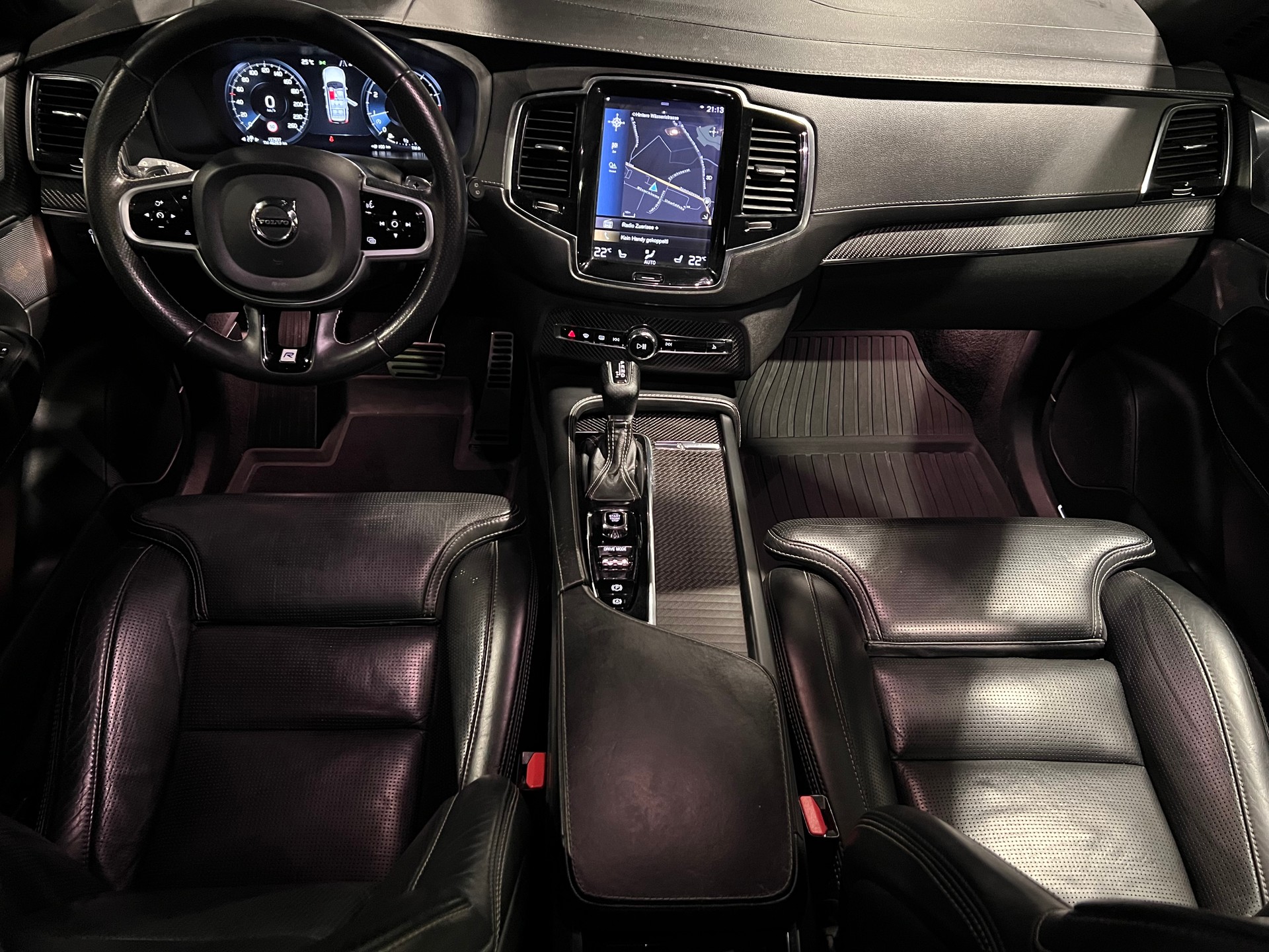 VOLVO XC90 T6 AWD R-Design Geartronic-image-9