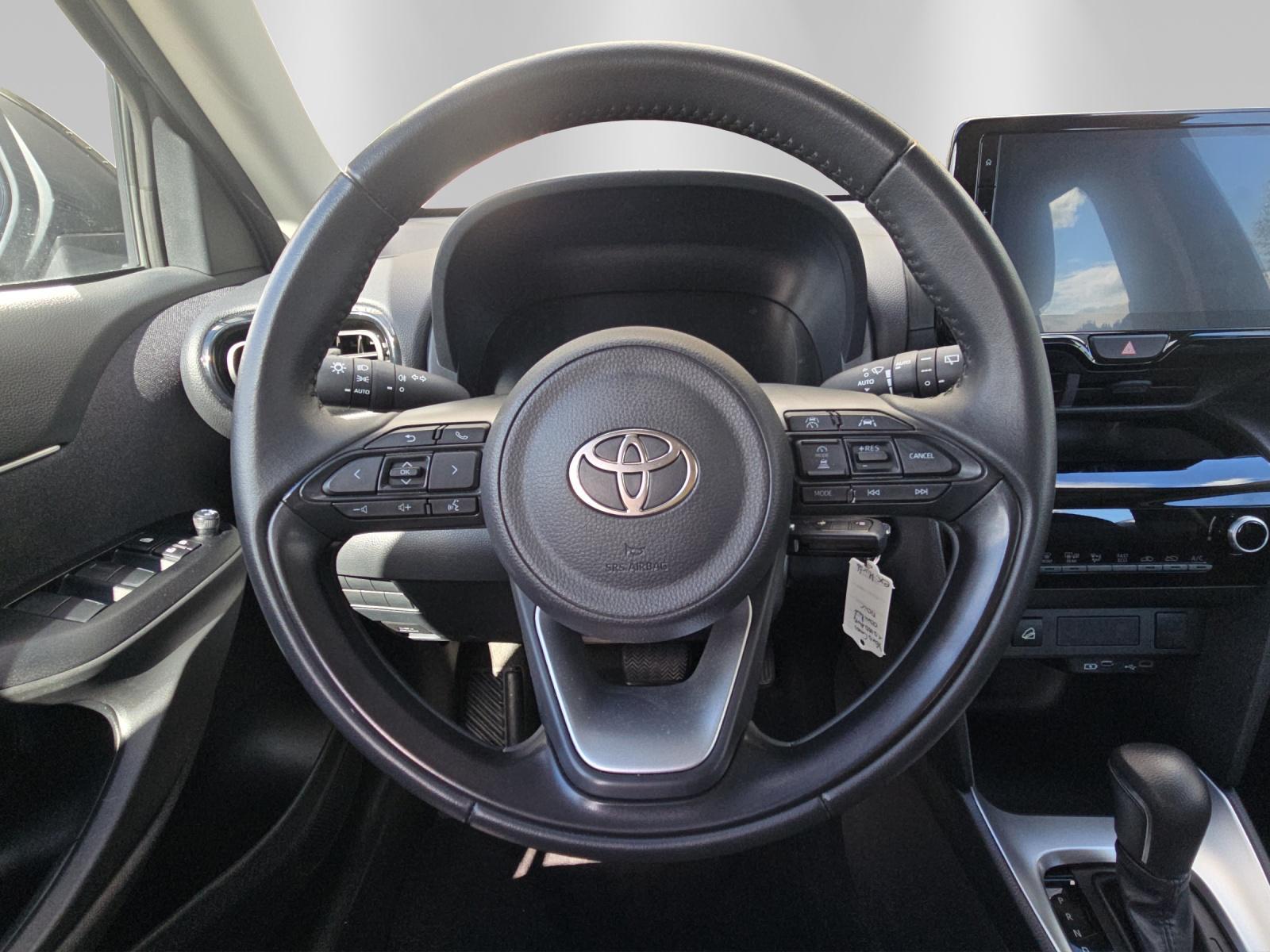TOYOTA Yaris Cross 1.5 VVT-i HSD Comfort AWD-i-image-9