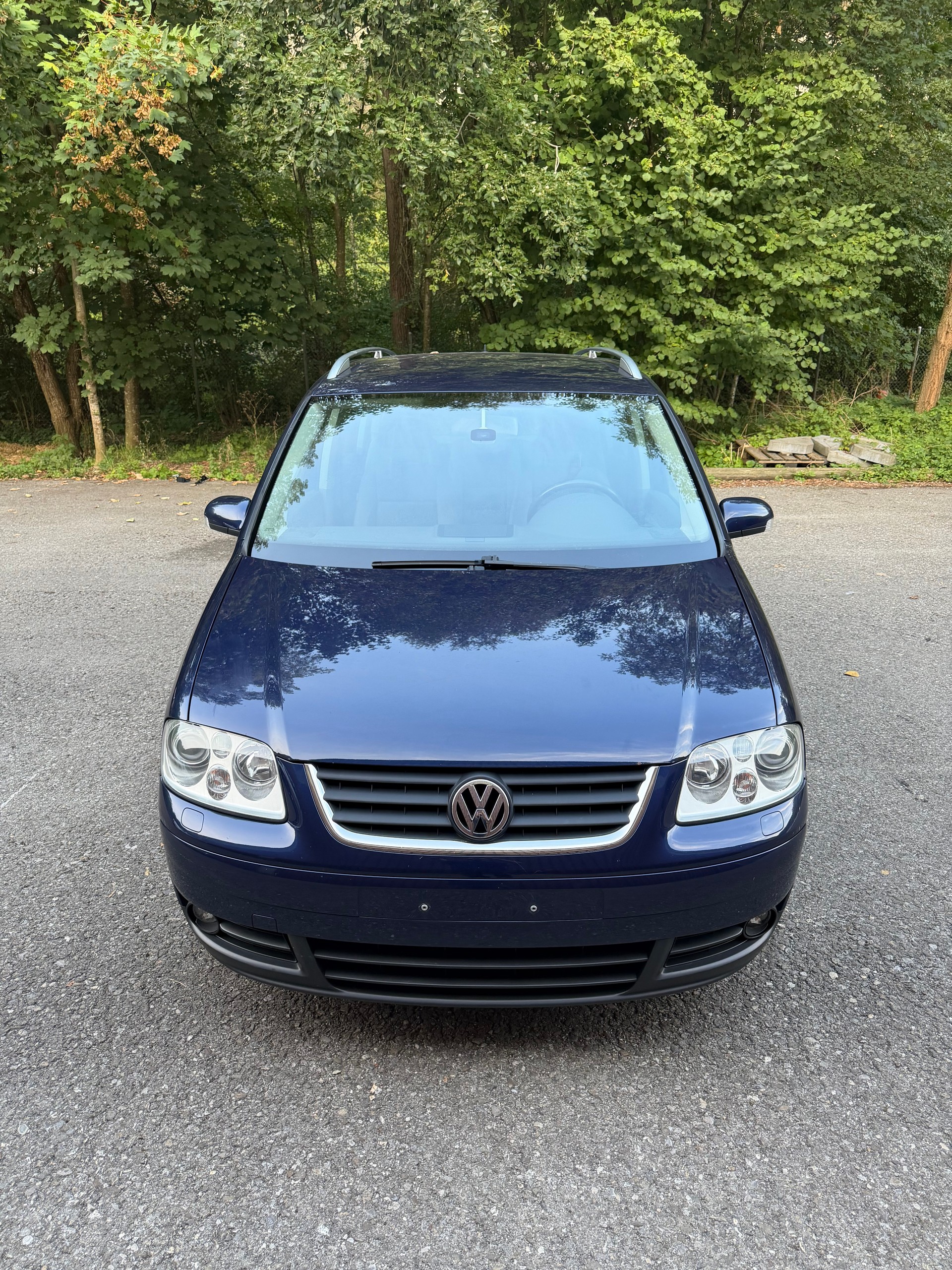 VW Touran 2.0 TDI Trendline-image-0