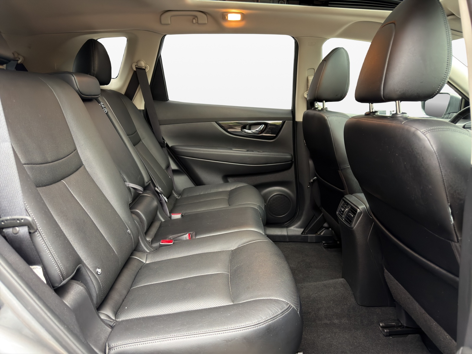 NISSAN X-Trail 1.7 dCi tekna Xtronic CVT ALL-MODE 4x4-image-17
