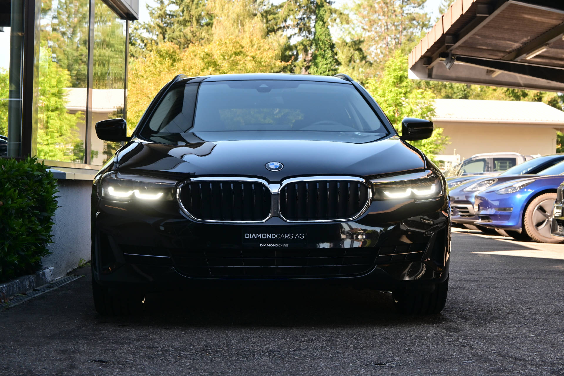 BMW 520d xDrive Touring-image-1