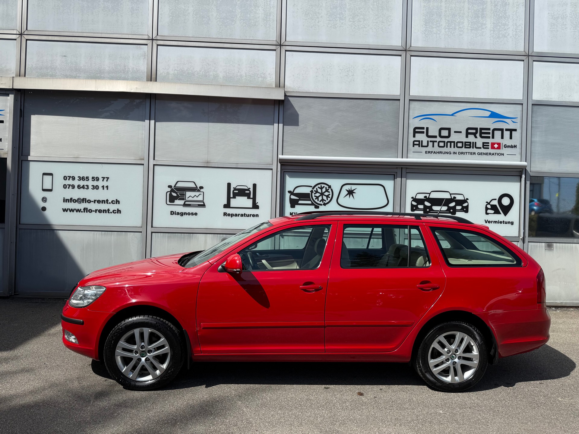 SKODA Octavia Combi 2.0 TDI Adventure 4x4 DSG || Frisch ab MFK-image-1
