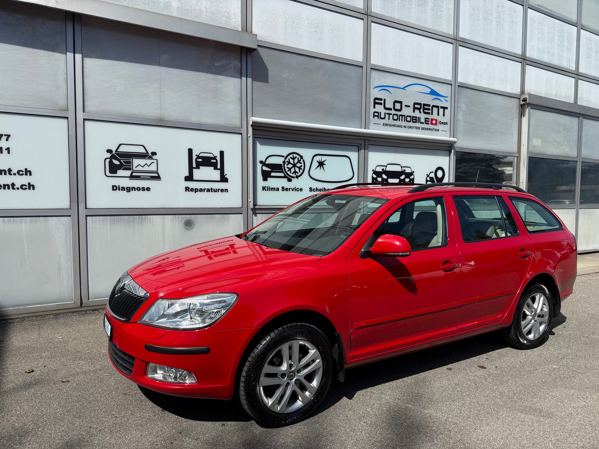 SKODA Octavia Combi 2.0 TDI Adventure 4x4 DSG || Frisch ab MFK-image-0