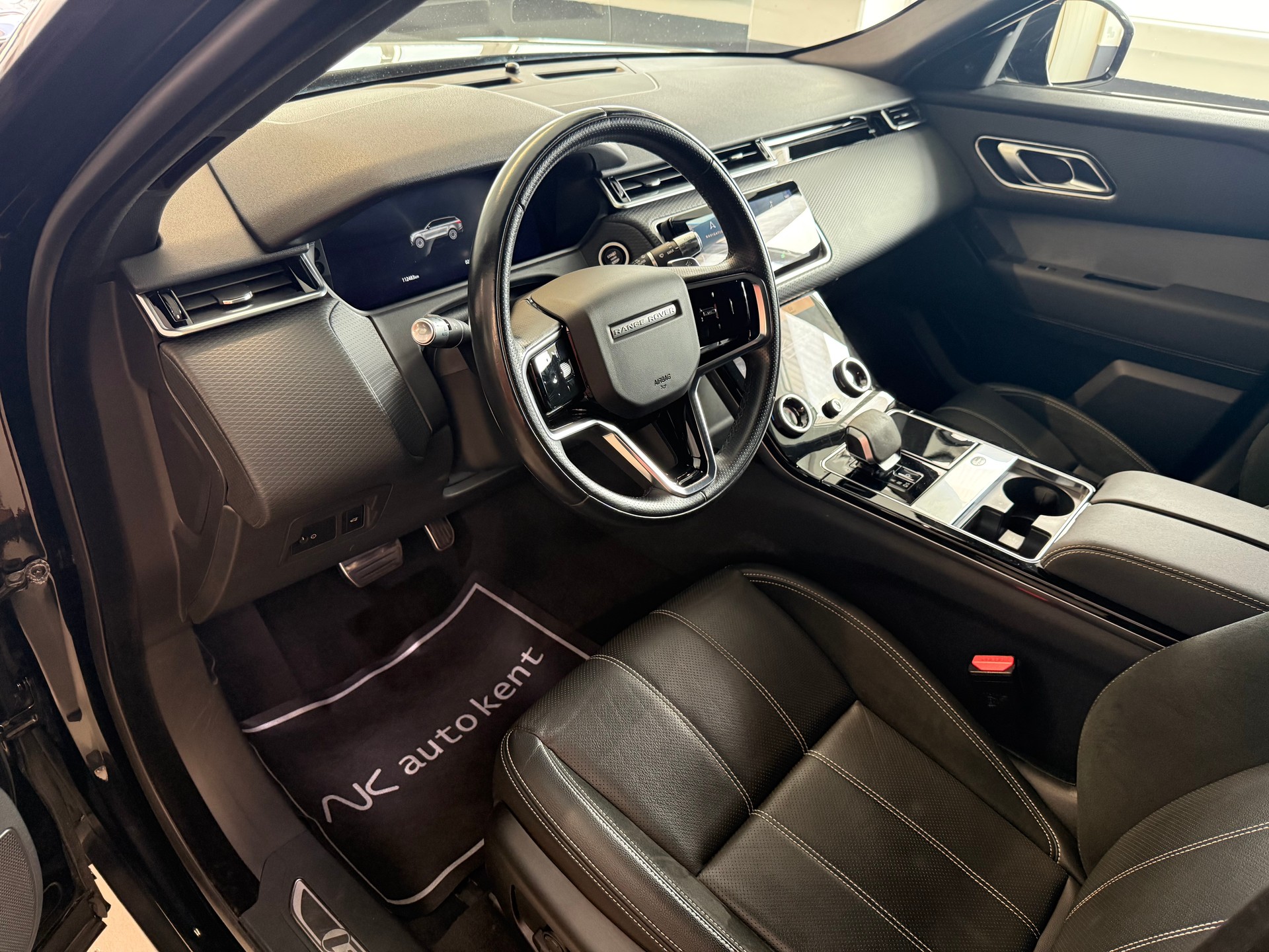 LAND ROVER Range Rover Velar R-Dynamic D 200 SE Automatic-image-8