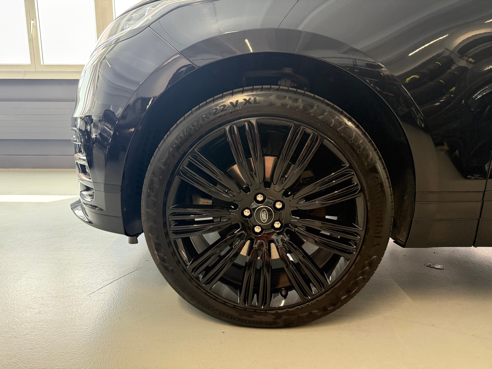 LAND ROVER Range Rover Velar R-Dynamic D 200 SE Automatic-image-22