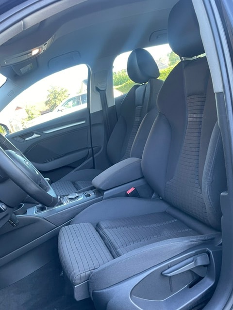 AUDI A3 Sportback 2.0 TDI Attraction quattro-image-16