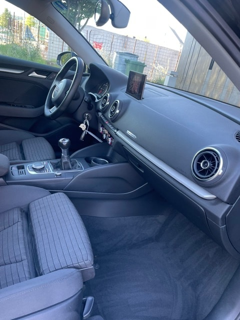 AUDI A3 Sportback 2.0 TDI Attraction quattro-image-24