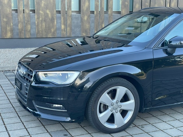 AUDI A3 Sportback 2.0 TDI Attraction quattro-image-7