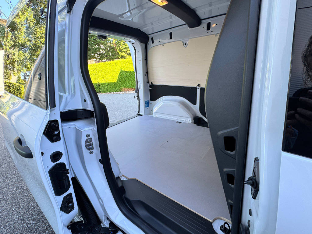 MERCEDES-BENZ eCitan Kasten S Worker 45 kWh-image-5