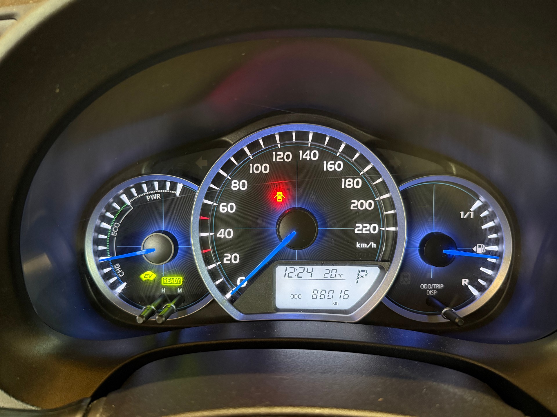 TOYOTA Yaris 1.5 VVT-i Hybrid Sol Premium CVT-image-10