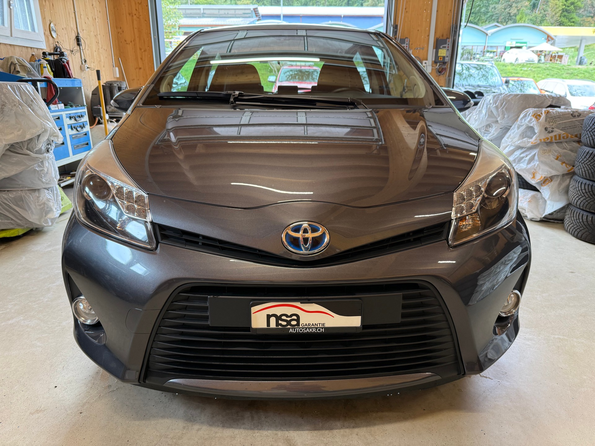 TOYOTA Yaris 1.5 VVT-i Hybrid Sol Premium CVT-image-1