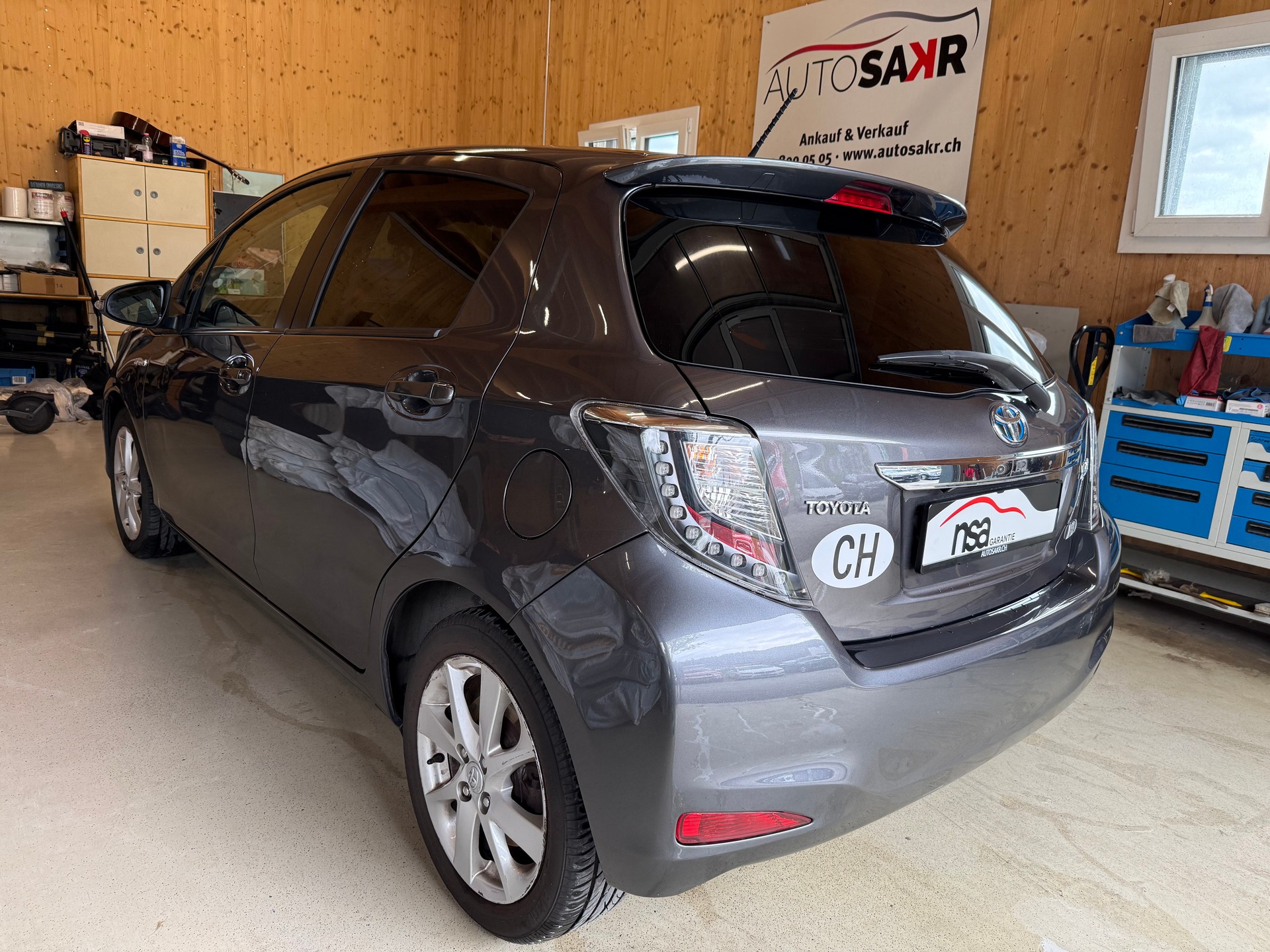 TOYOTA Yaris 1.5 VVT-i Hybrid Sol Premium CVT-image-5