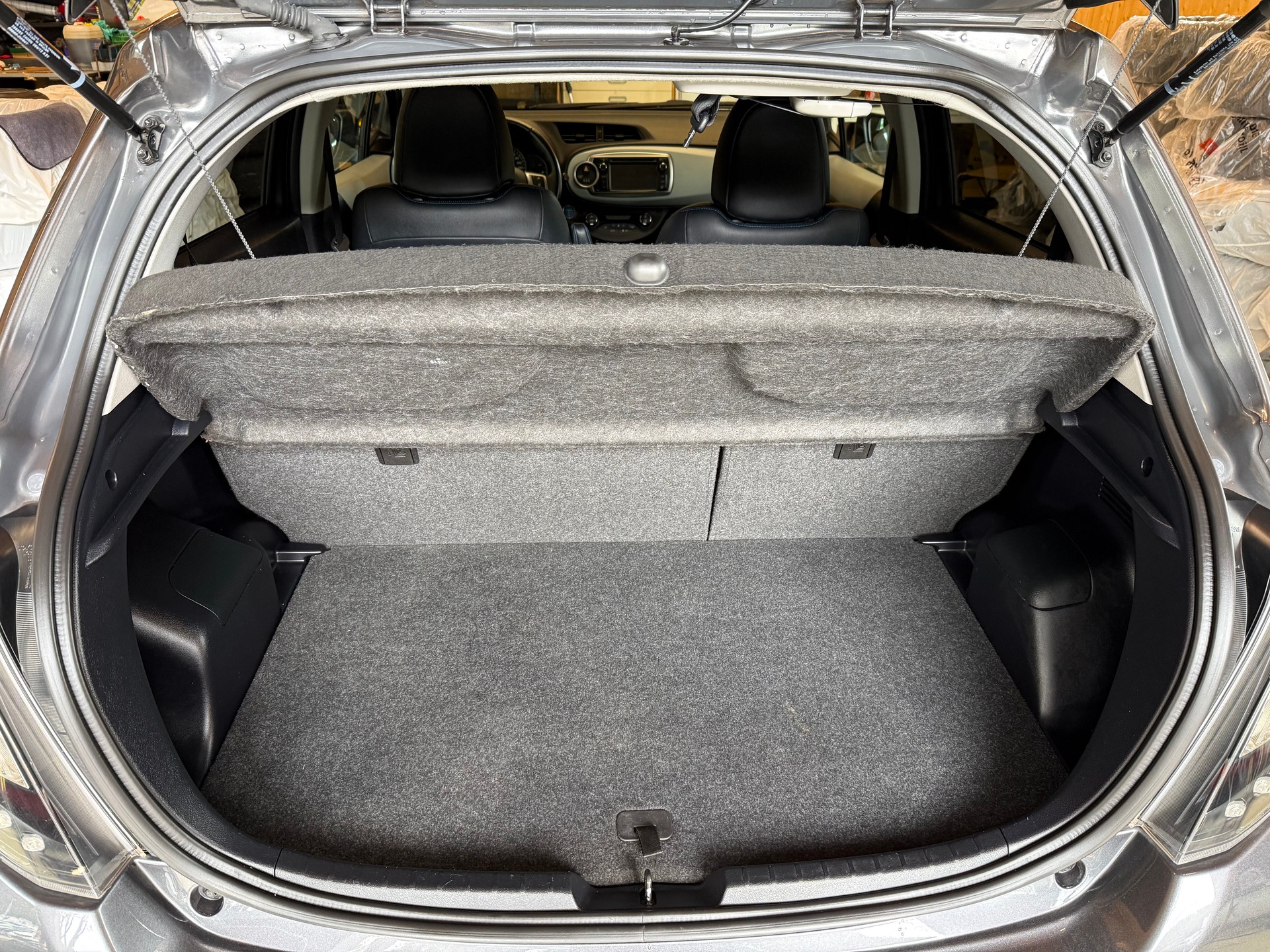 TOYOTA Yaris 1.5 VVT-i Hybrid Sol Premium CVT-image-14