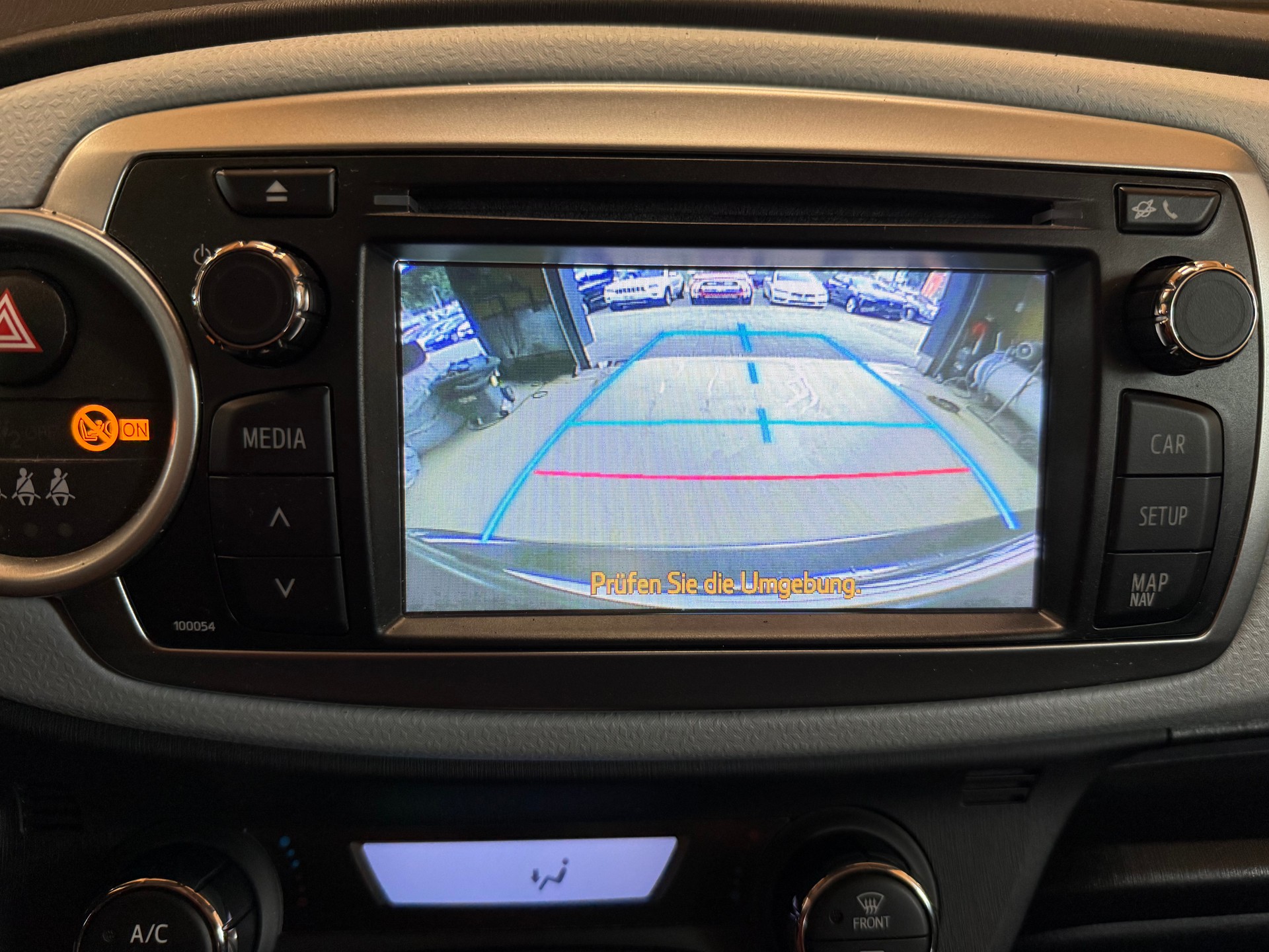 TOYOTA Yaris 1.5 VVT-i Hybrid Sol Premium CVT-image-13