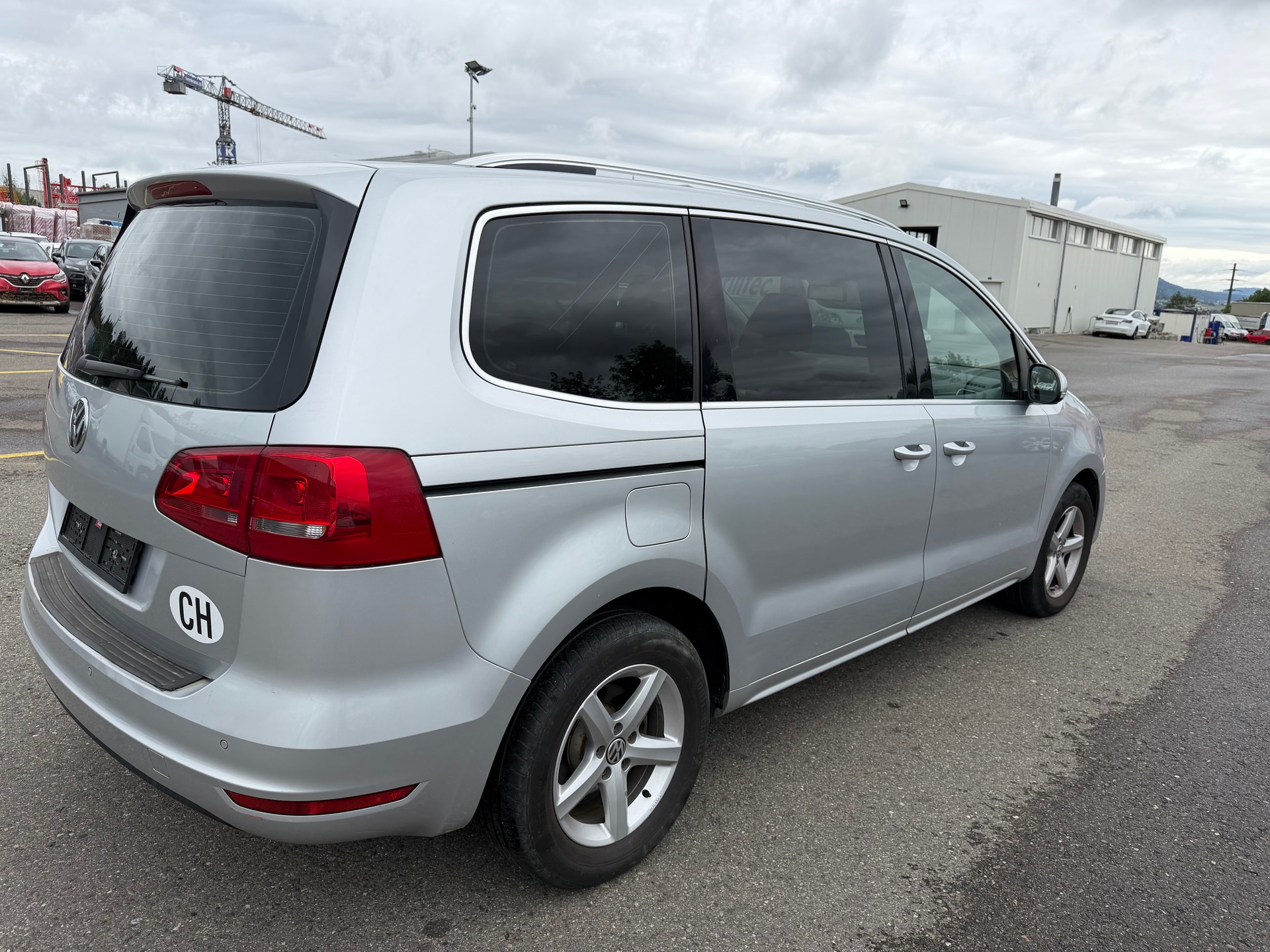 VW Sharan 2.0 TDI BMT Comfortline DSG-image-2