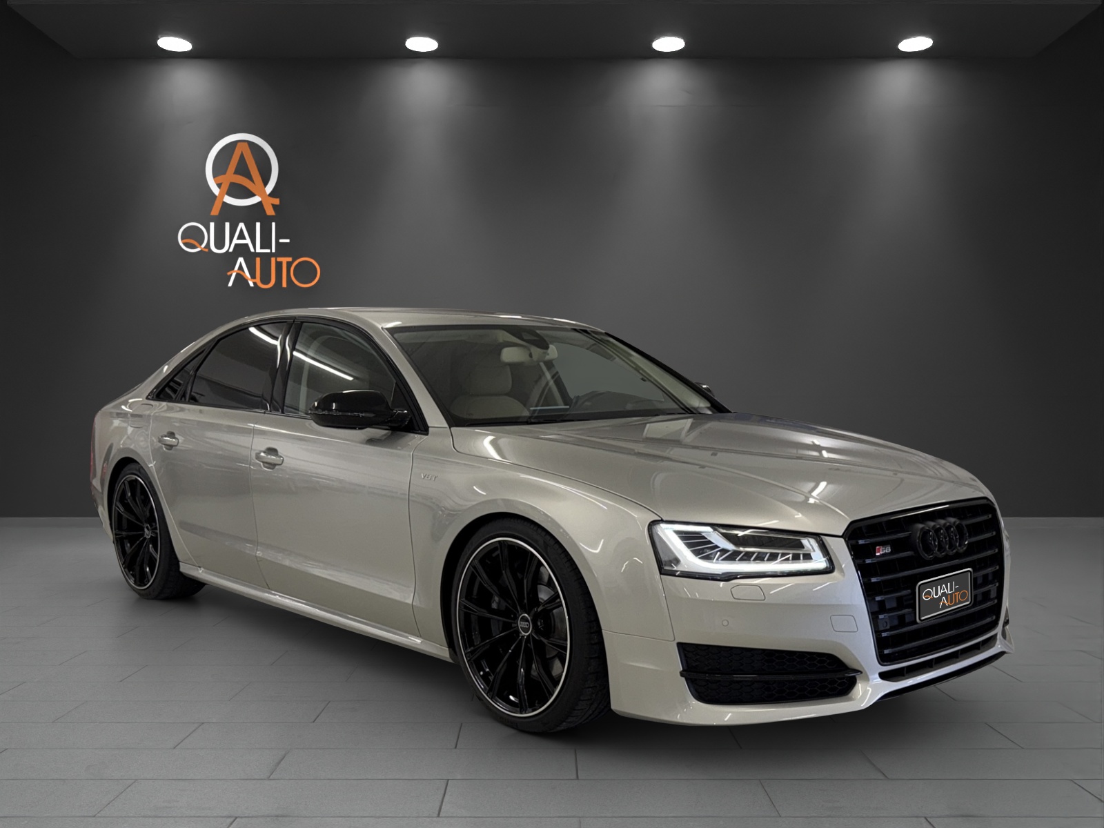 AUDI S8 4.0 TFSI V8 quattro tiptronic-image-0