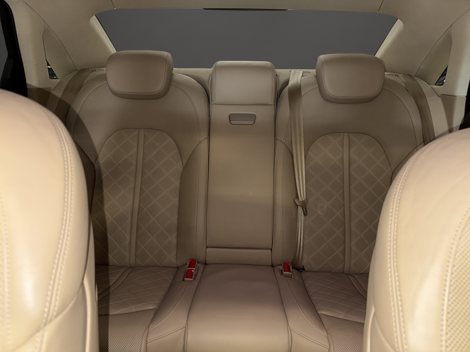 AUDI S8 4.0 TFSI V8 quattro tiptronic-image-9
