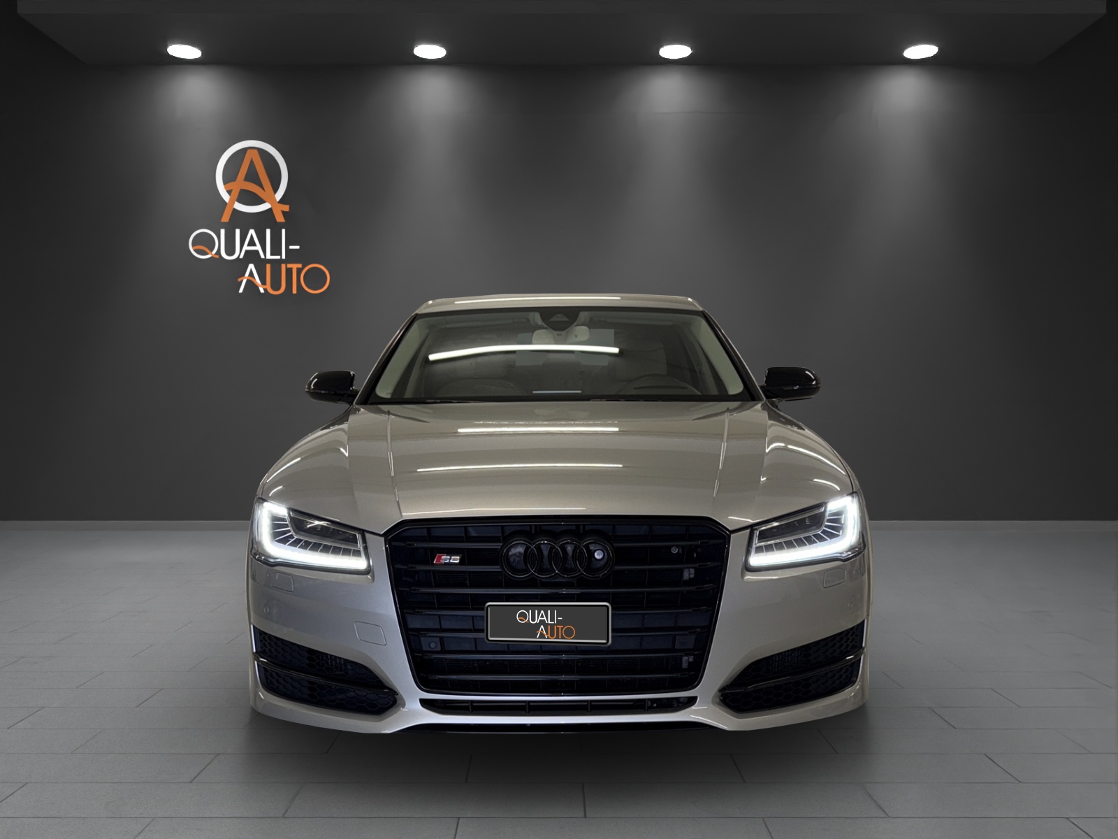 AUDI S8 4.0 TFSI V8 quattro tiptronic-image-1
