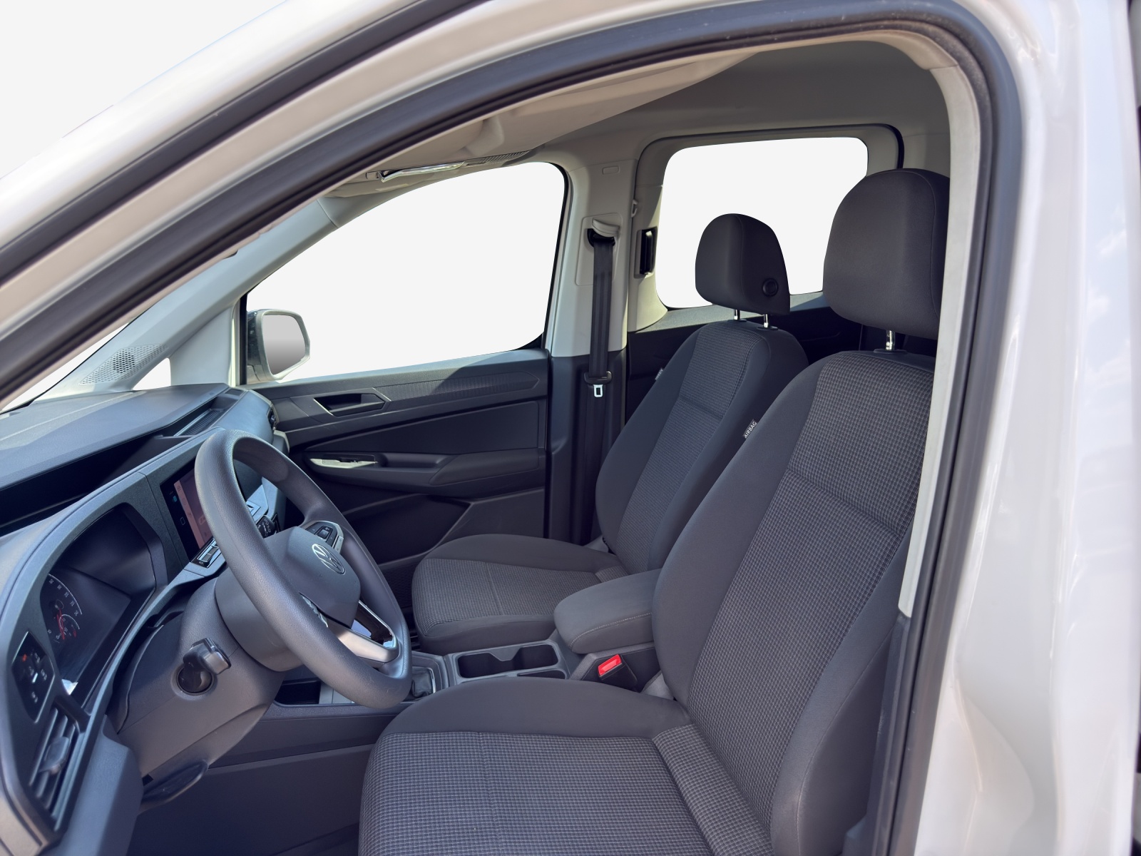 VW Caddy 2.0 TDI-image-12