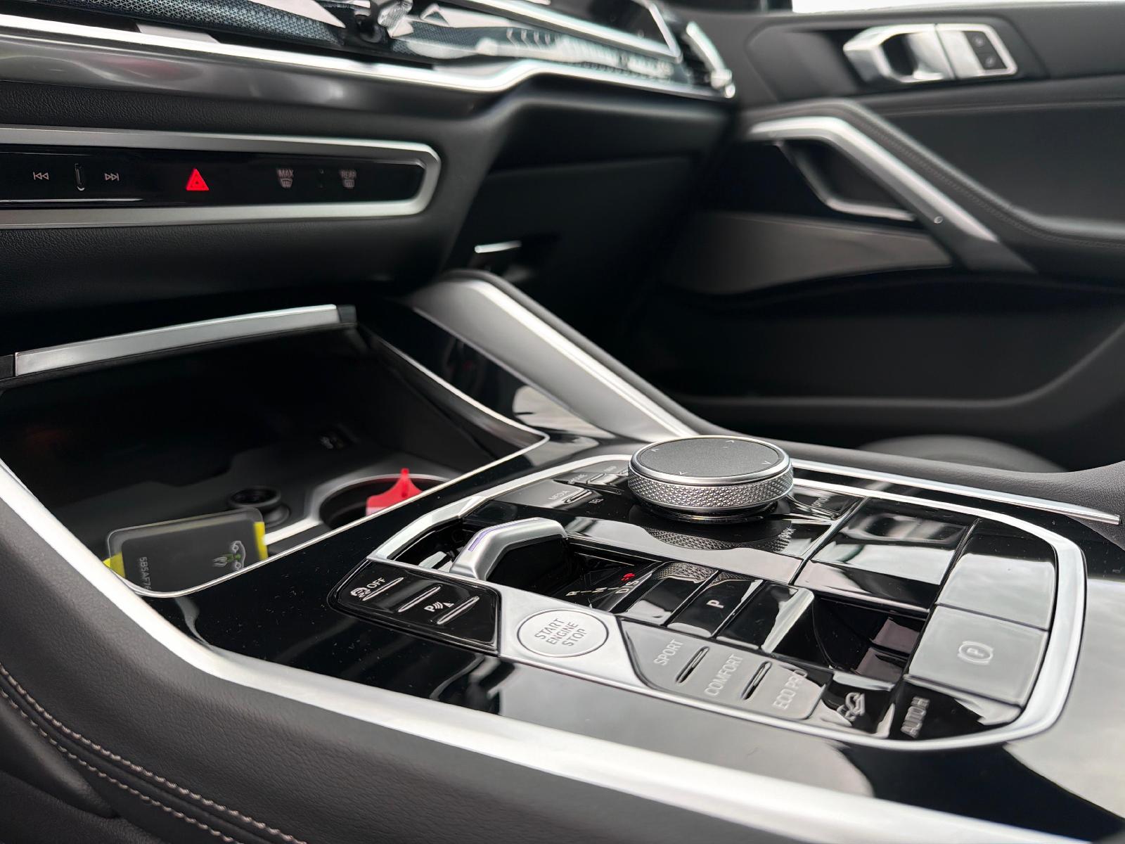 BMW X6 30d xDrive-image-16