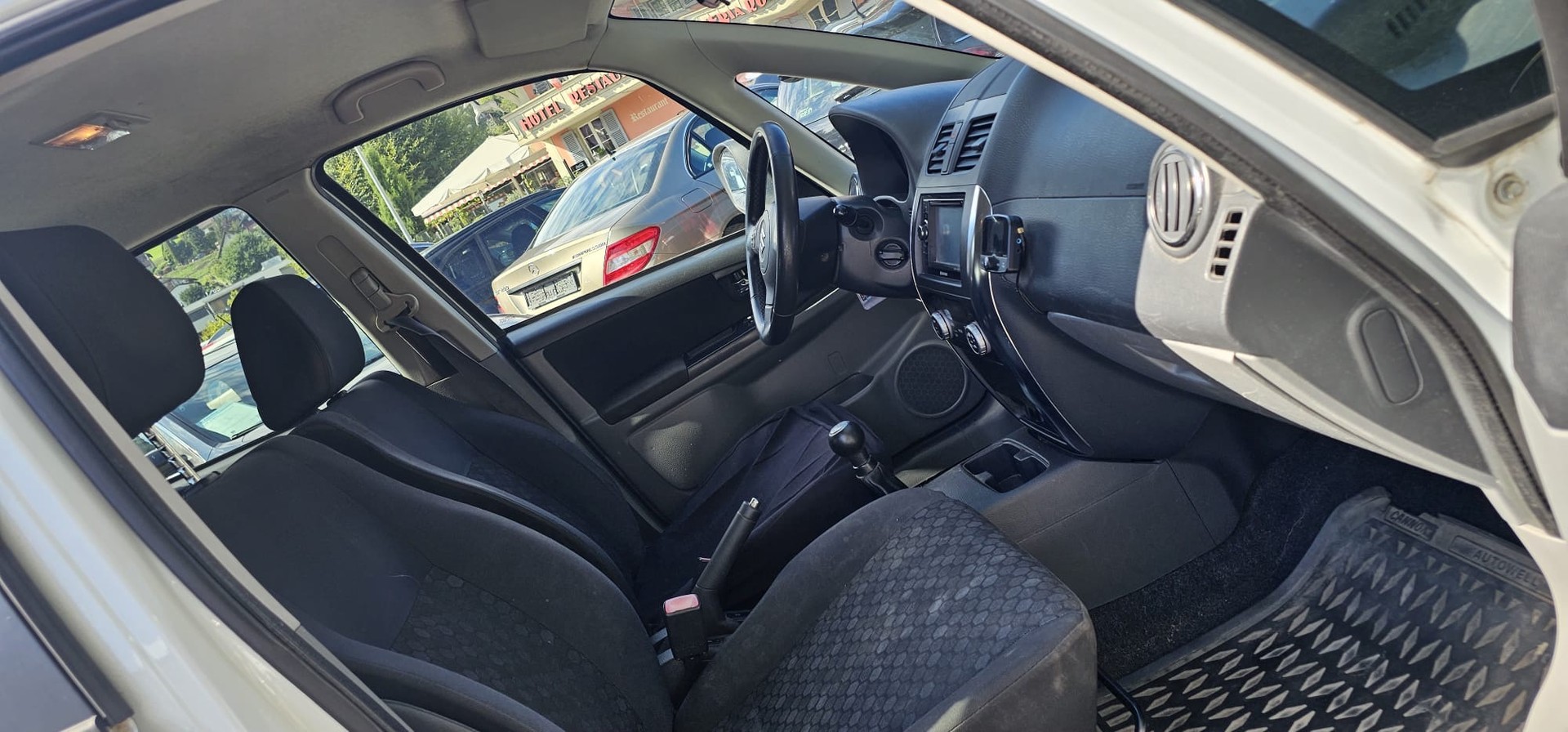 SUZUKI SX4 1.6 16V GL Top 4WD-image-11