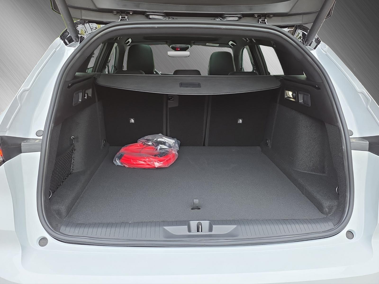 OPEL Astra-e Sports Tourer Ultimate-image-10